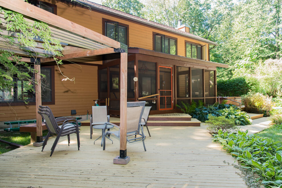 6798 Oak Highlands Drive Kalamazoo MI 49009