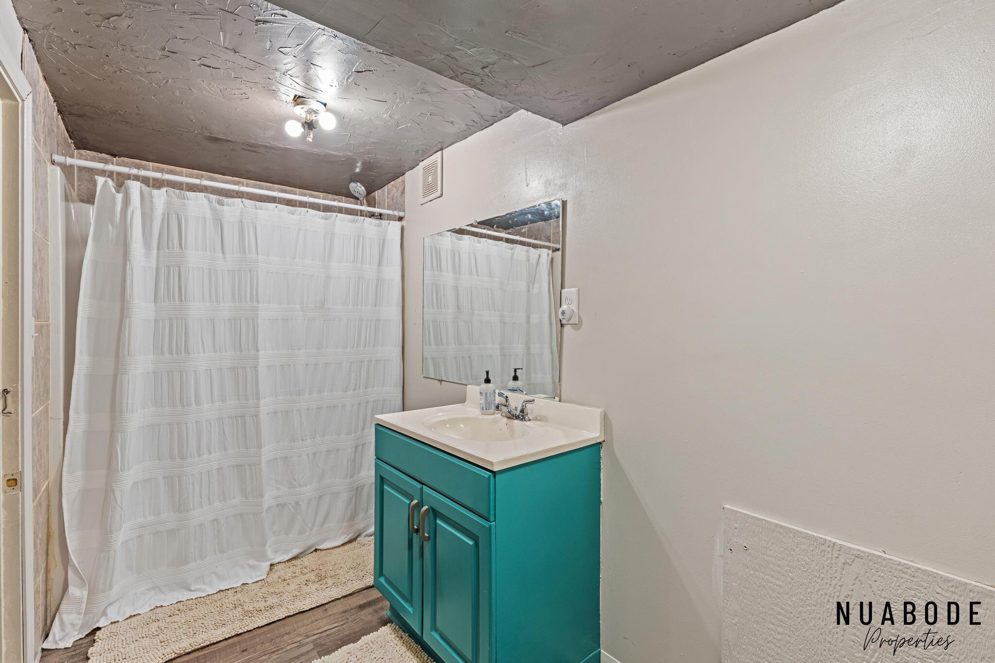 1412 Sunnyside Drive Kalamazoo MI 49048