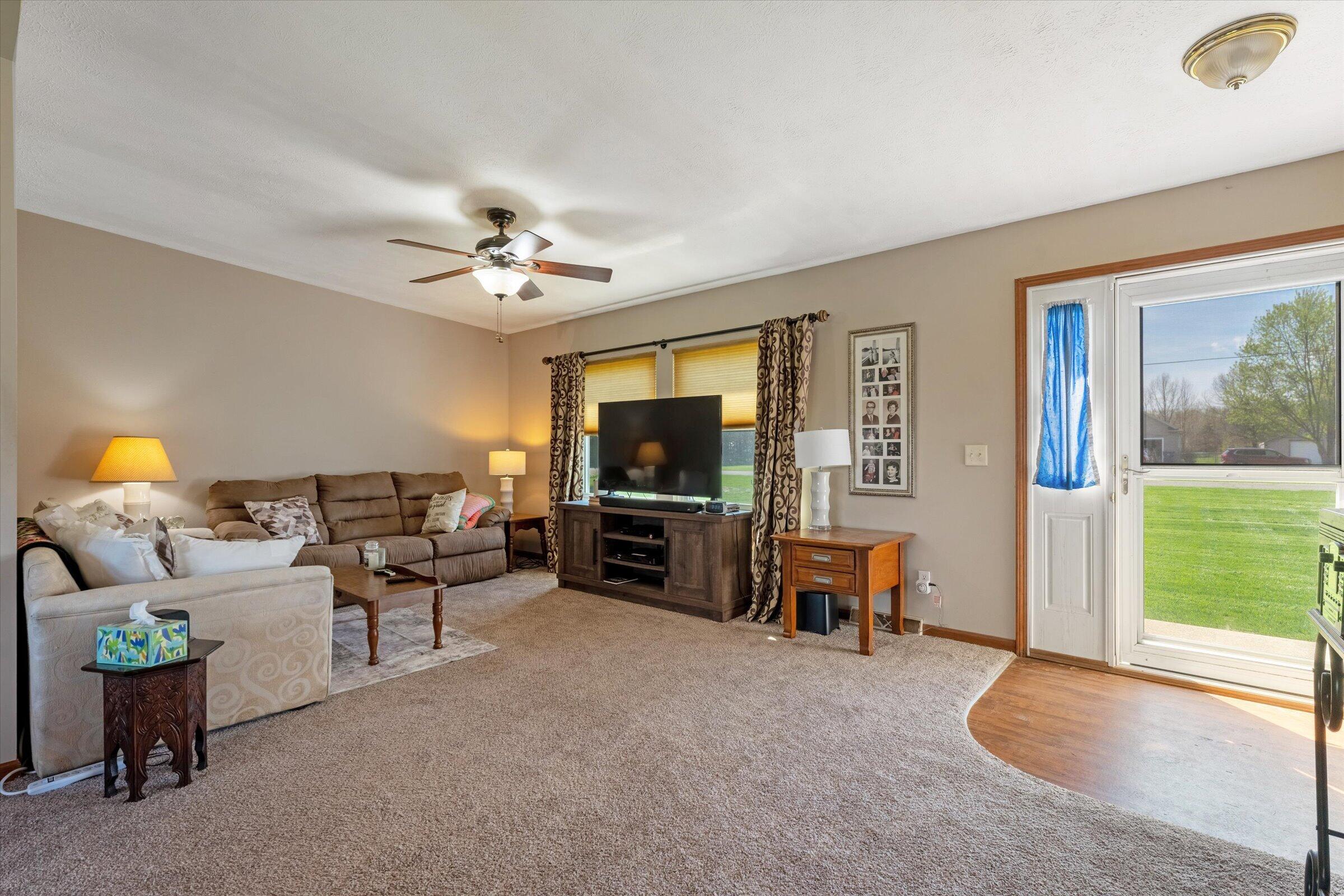 70915 Sterling Drive Edwardsburg MI 49112