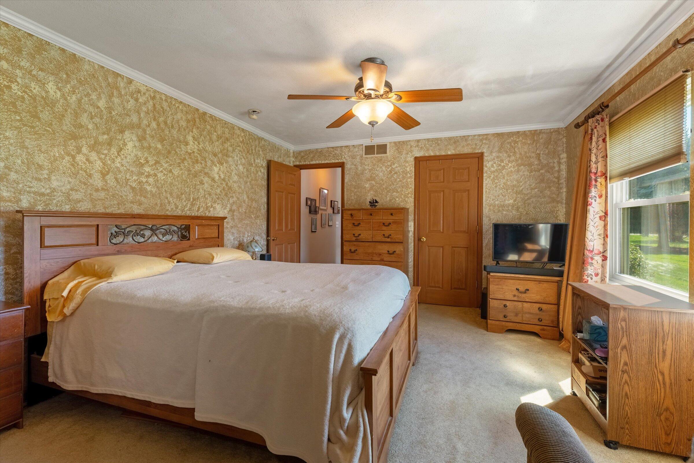 70915 Sterling Drive Edwardsburg MI 49112