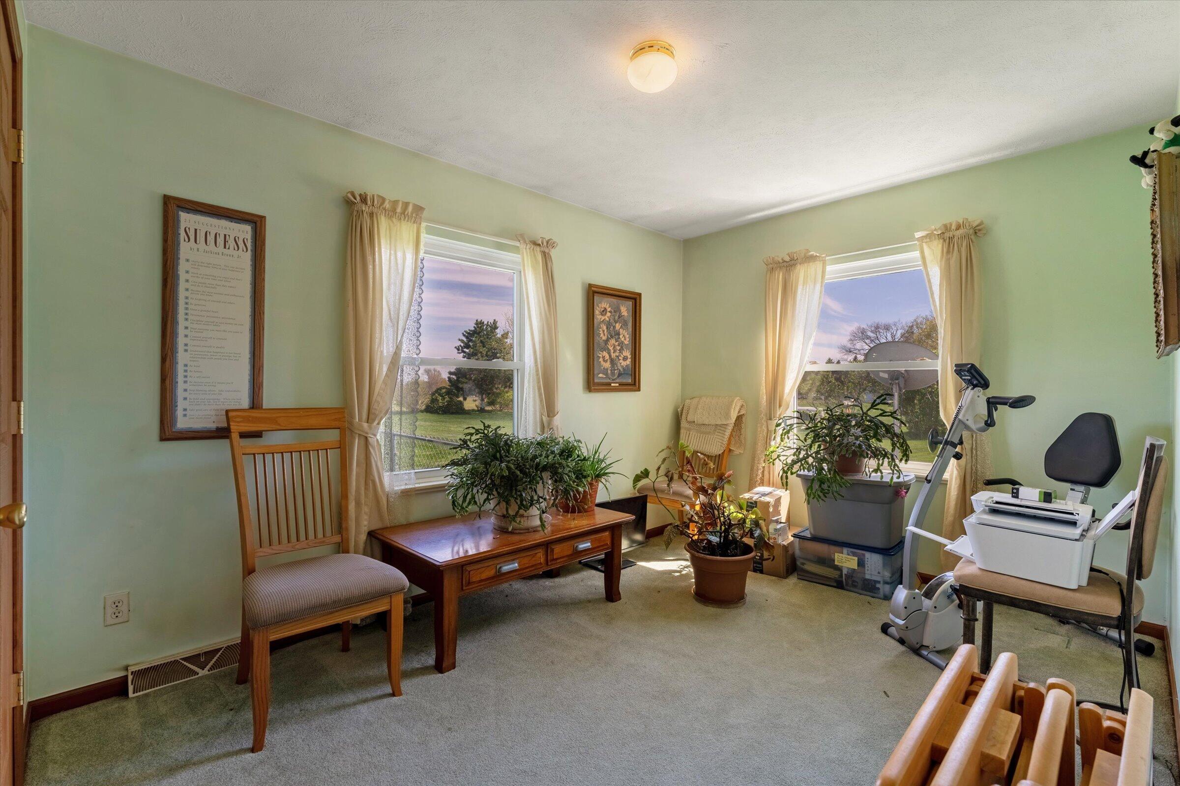 70915 Sterling Drive Edwardsburg MI 49112