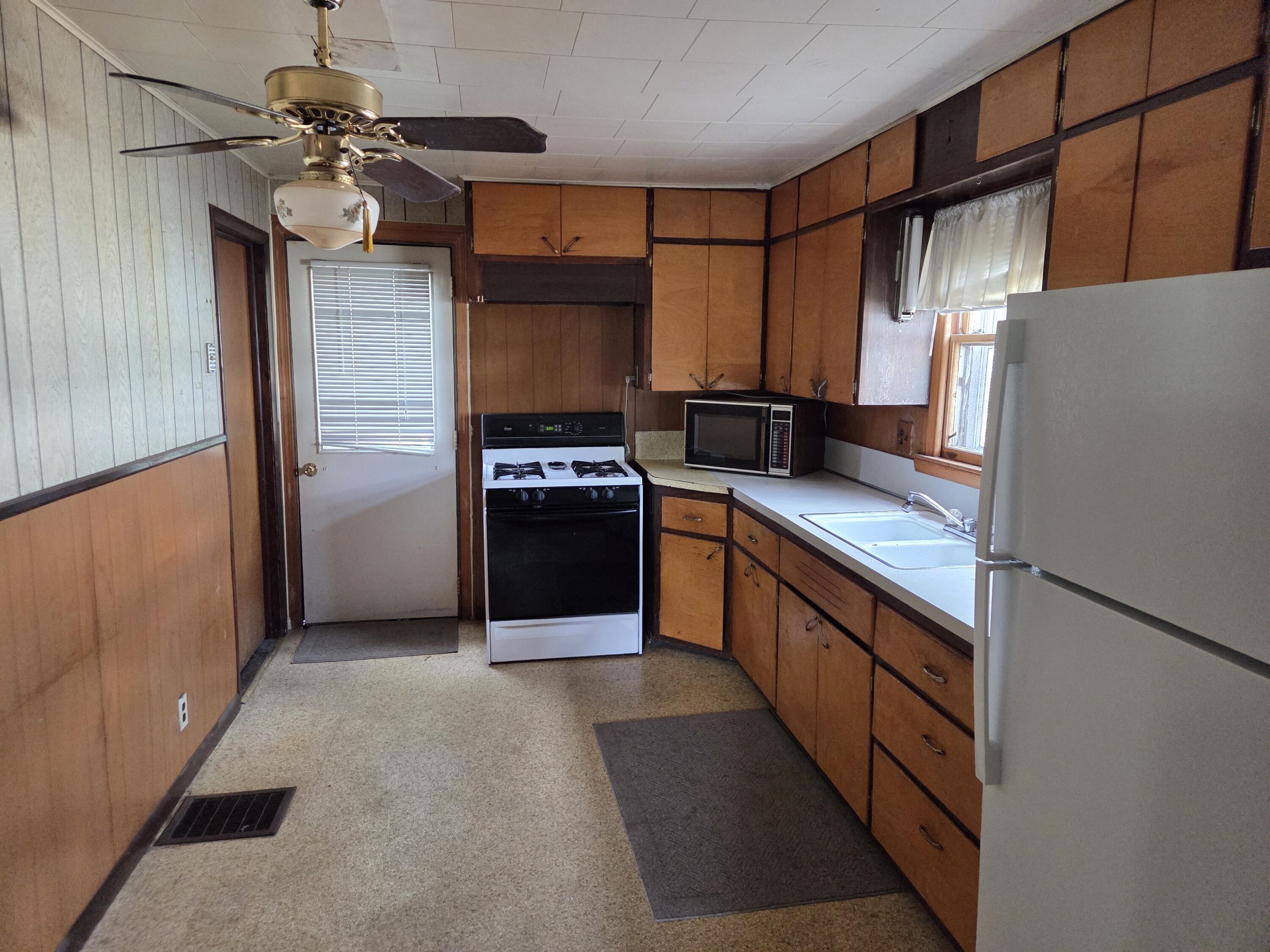 217 Wilbur Street SE Grand Rapids MI 49548