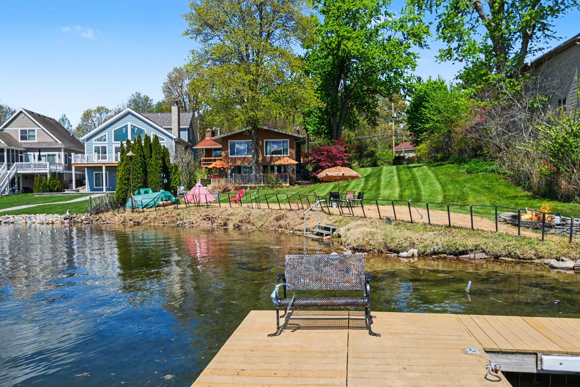50575 W Lakeshore Drive Dowagiac MI 49047