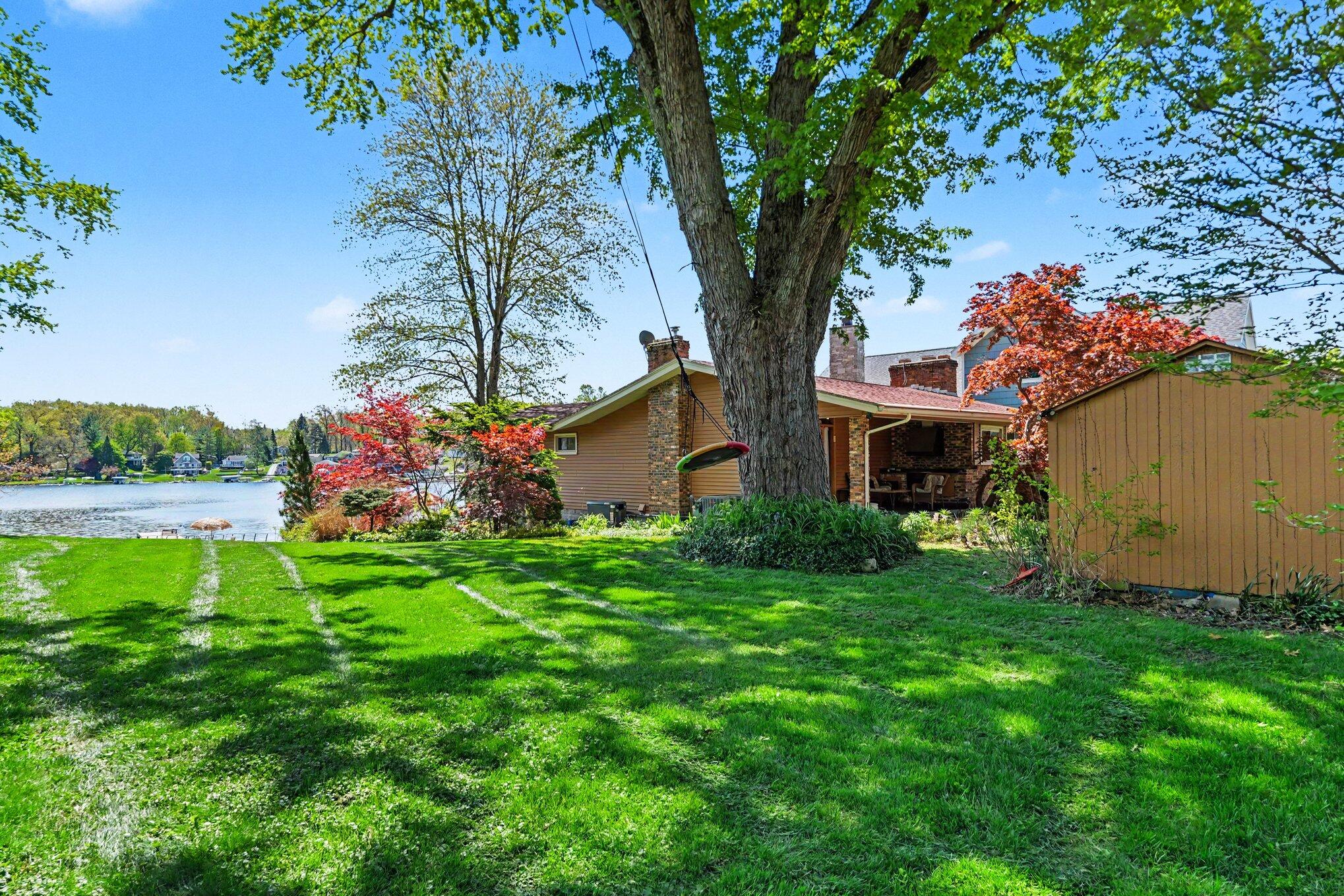 50575 W Lakeshore Drive Dowagiac MI 49047