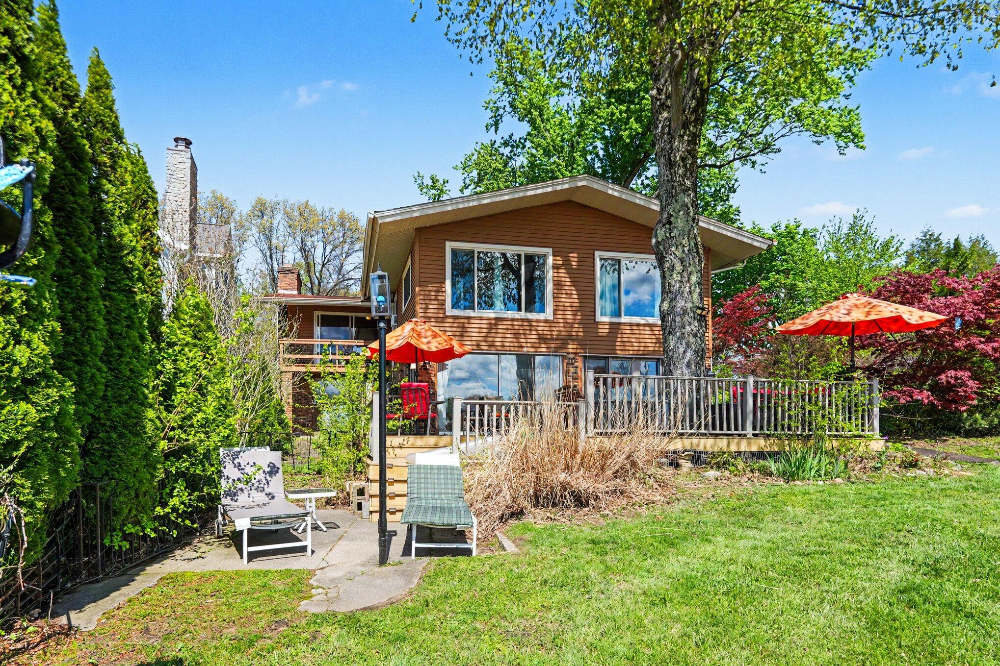 50575 W Lakeshore Drive Dowagiac MI 49047