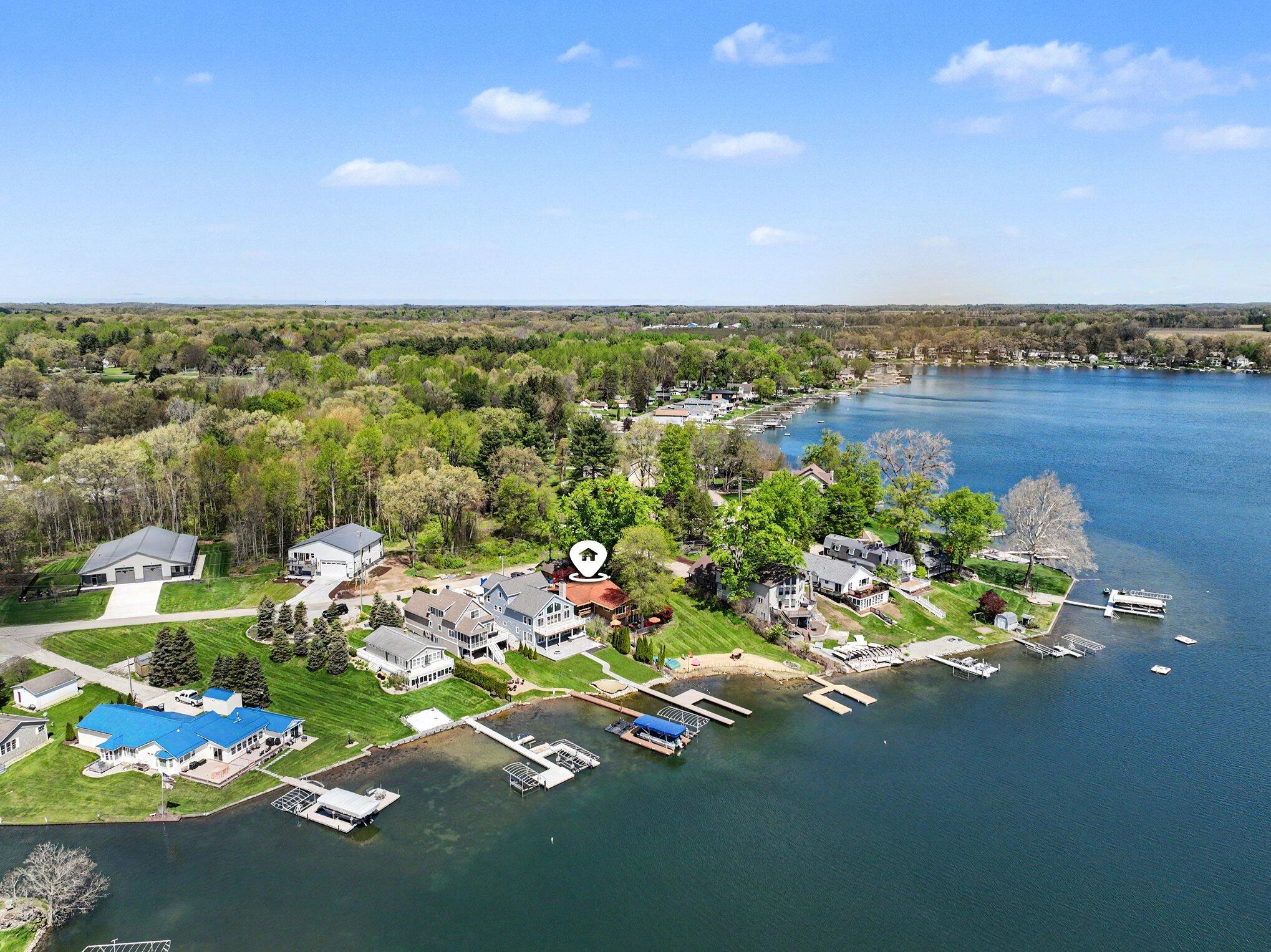 50575 W Lakeshore Drive Dowagiac MI 49047