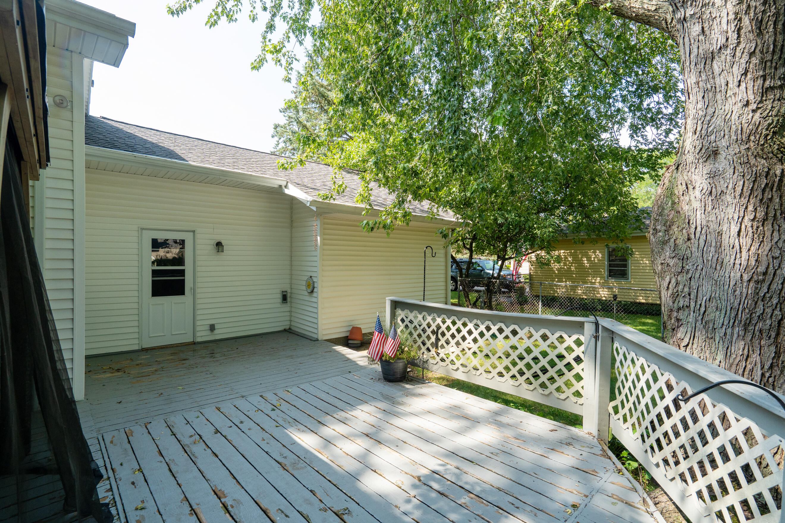6905 Shoreham Street Portage MI 49024