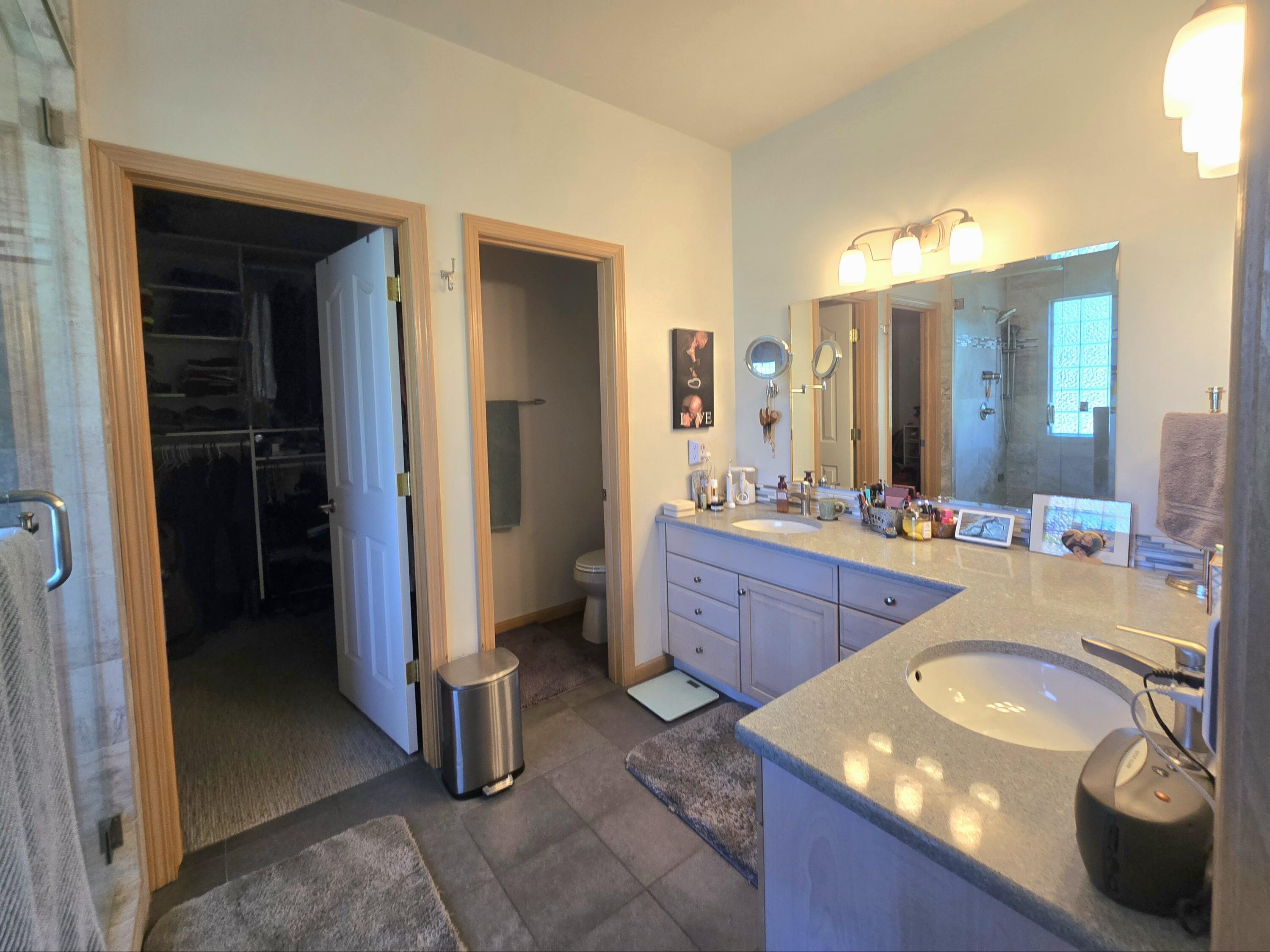 594 Springwood Drive Kalamazoo MI 49009