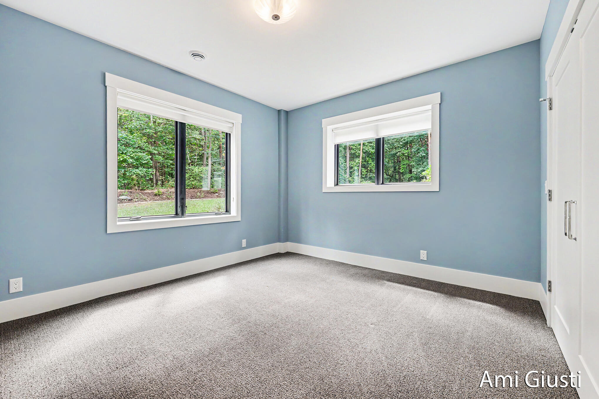 7639 Blakely Drive NE Rockford MI 49341