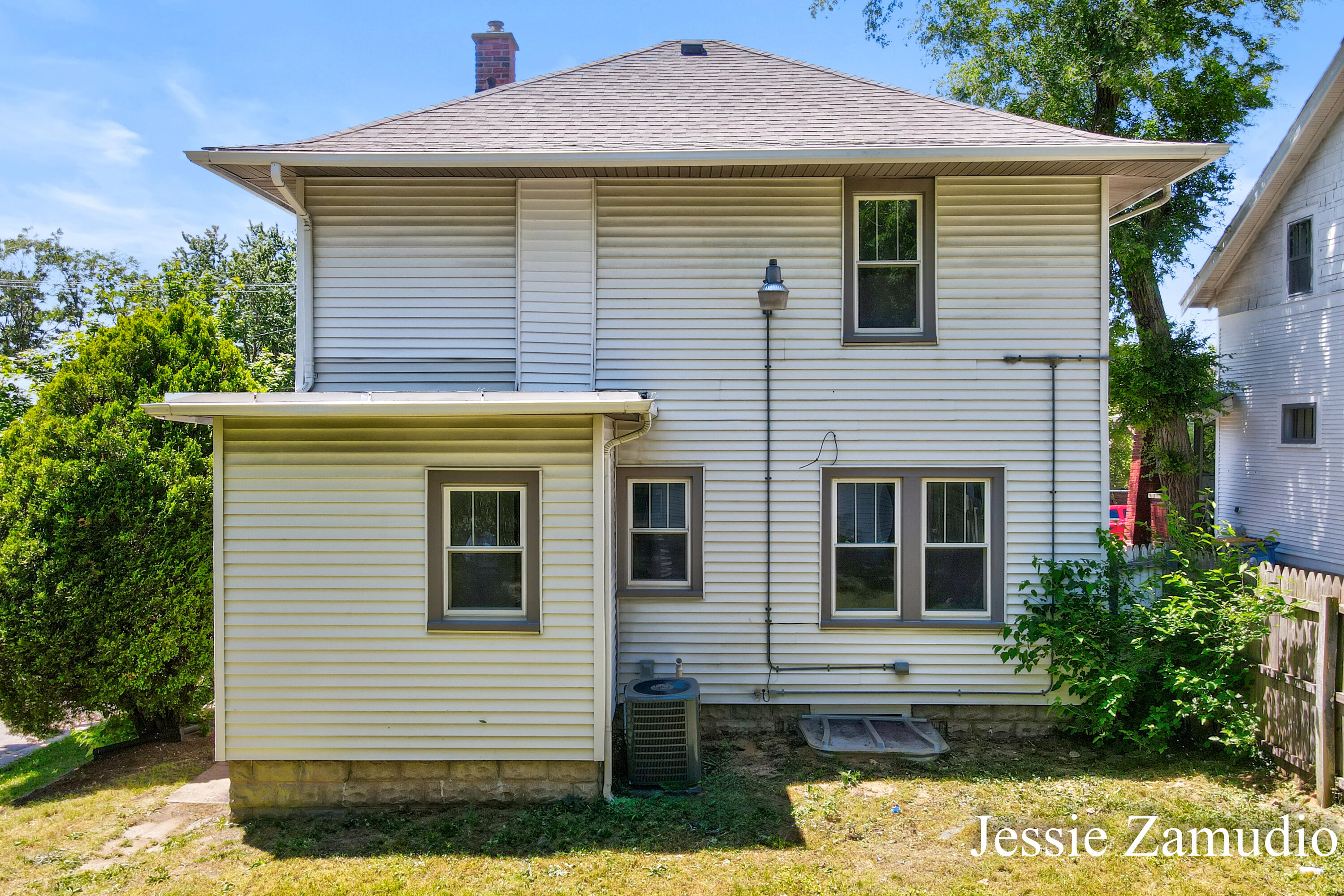 1810 Eastern Avenue SE Grand Rapids MI 49507