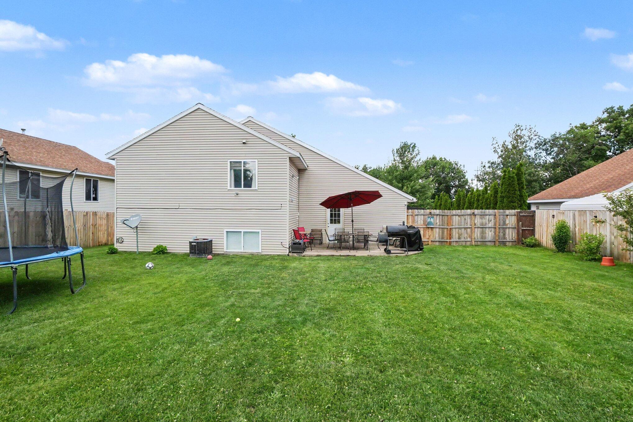 1152 E 12th Street Holland MI 49423