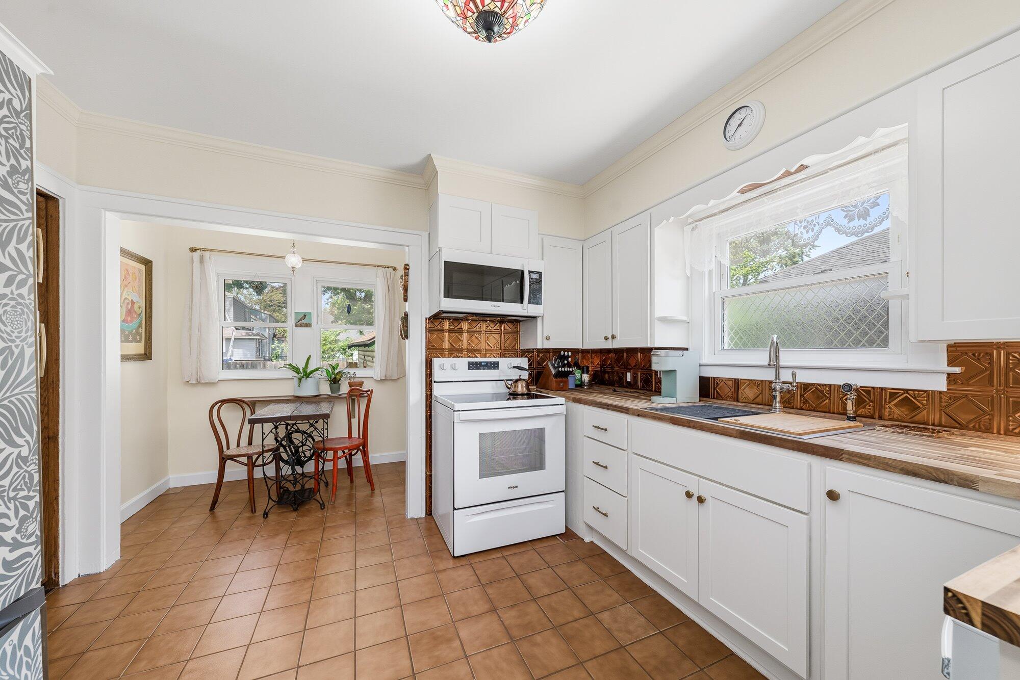 505 Storrs Street SE Grand Rapids MI 49507