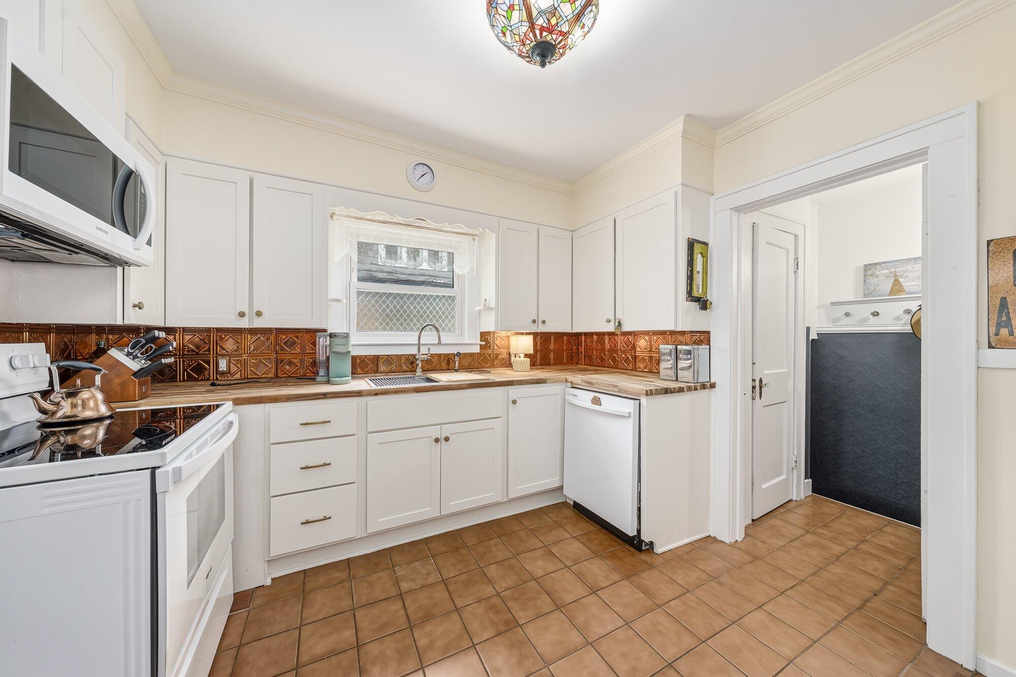 505 Storrs Street SE Grand Rapids MI 49507