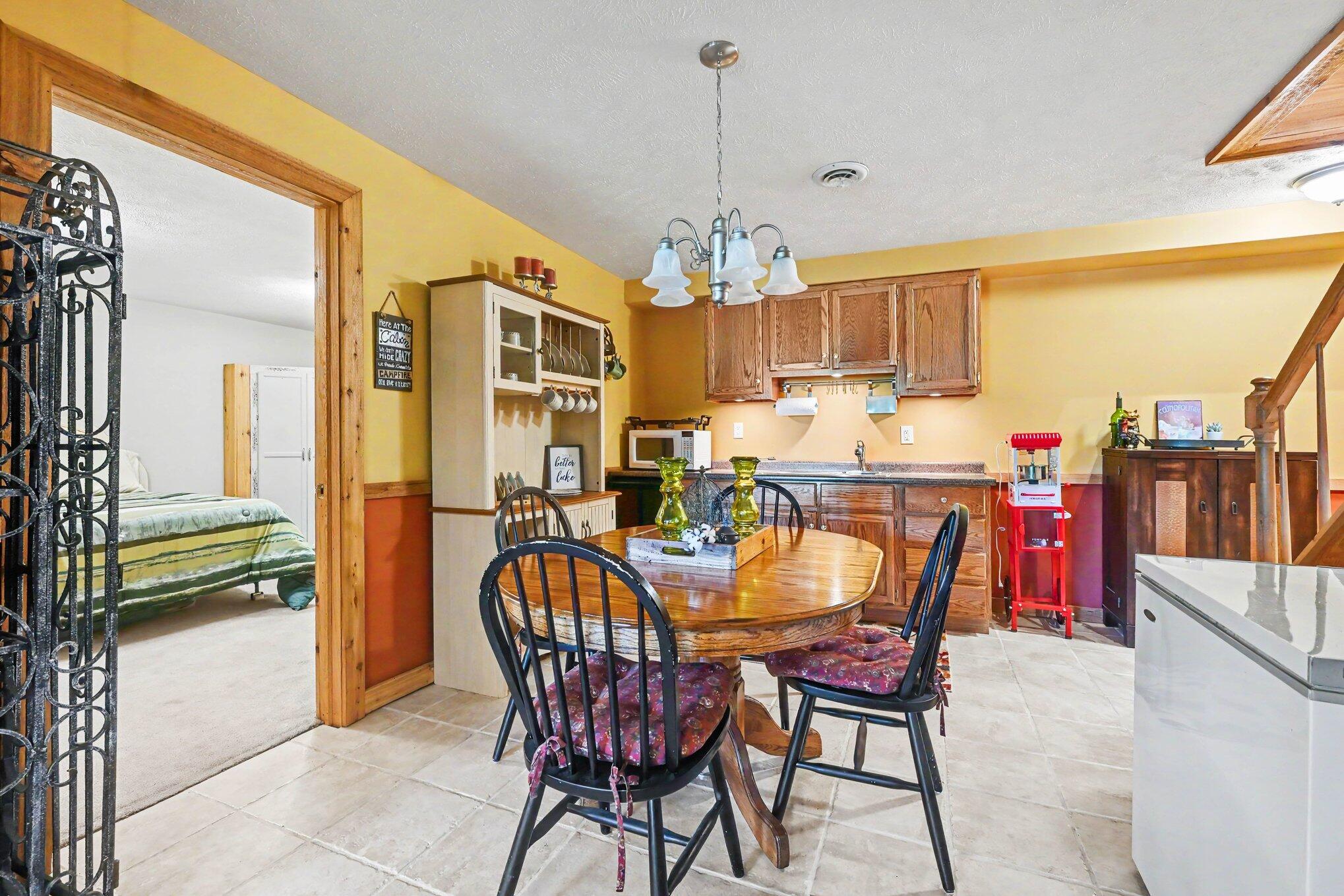 46968 Meadow Lane Decatur MI 49045