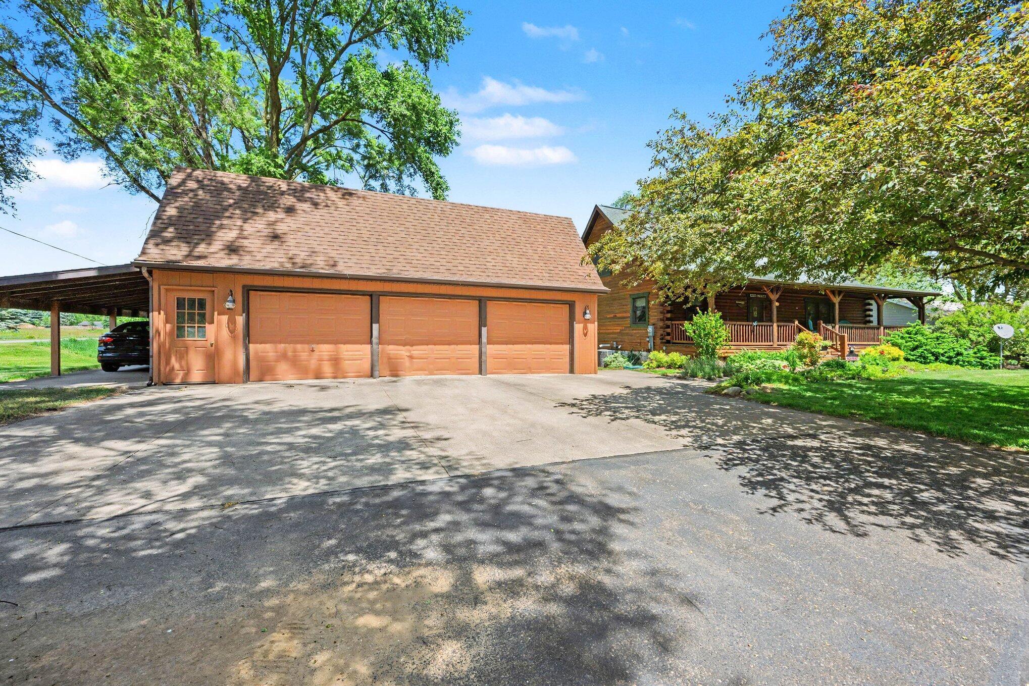 46968 Meadow Lane Decatur MI 49045