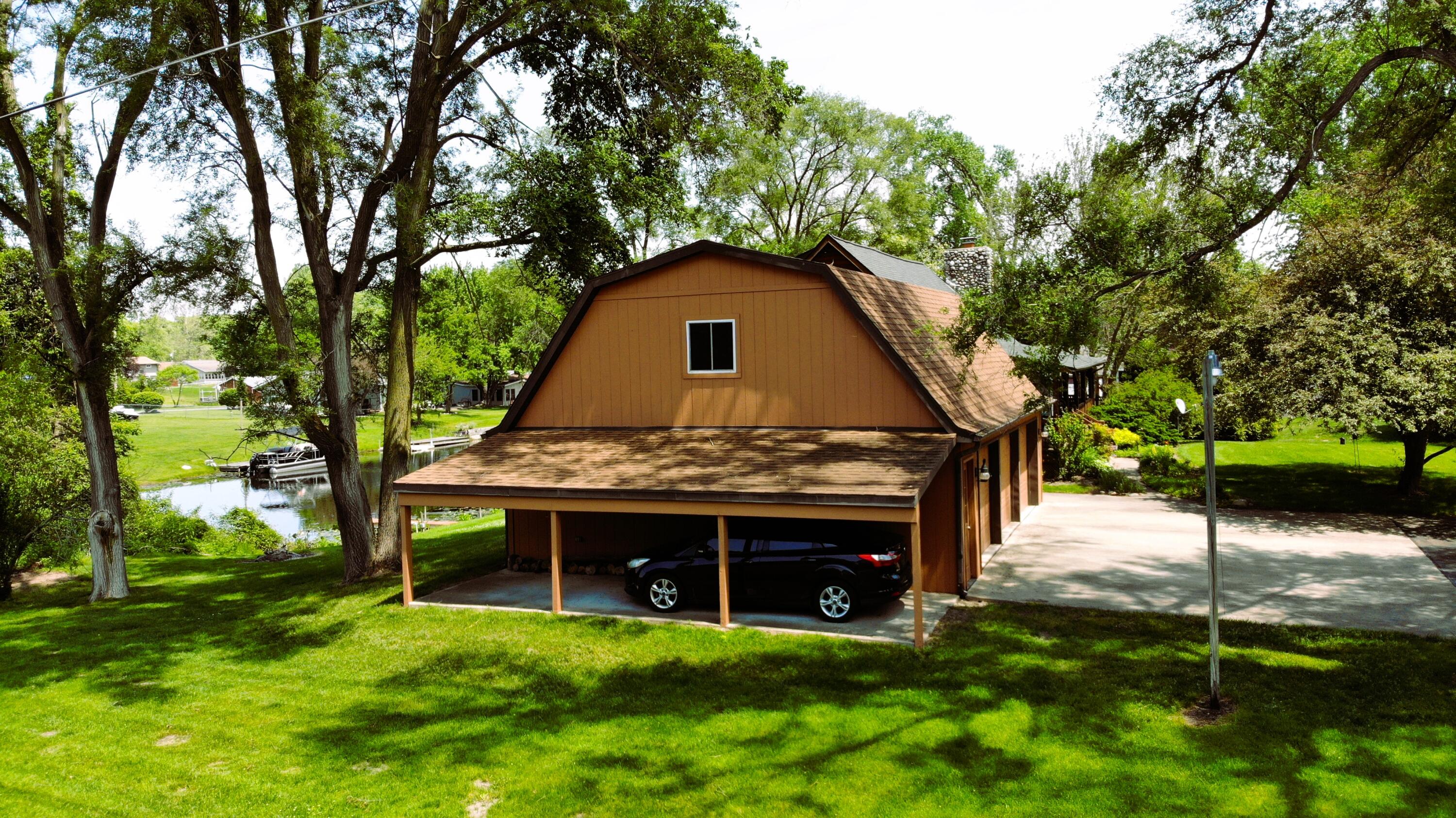 46968 Meadow Lane Decatur MI 49045