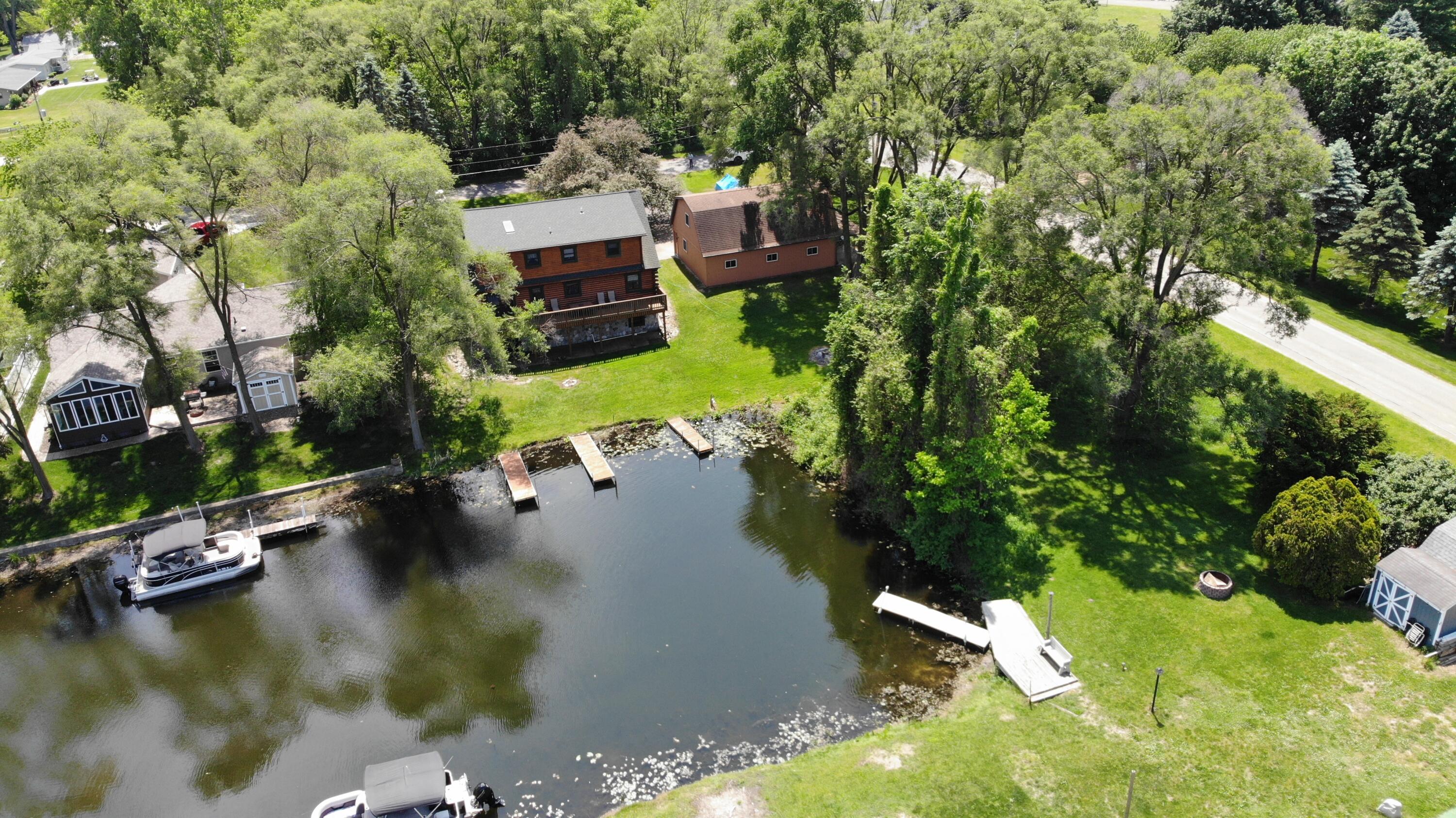 46968 Meadow Lane Decatur MI 49045