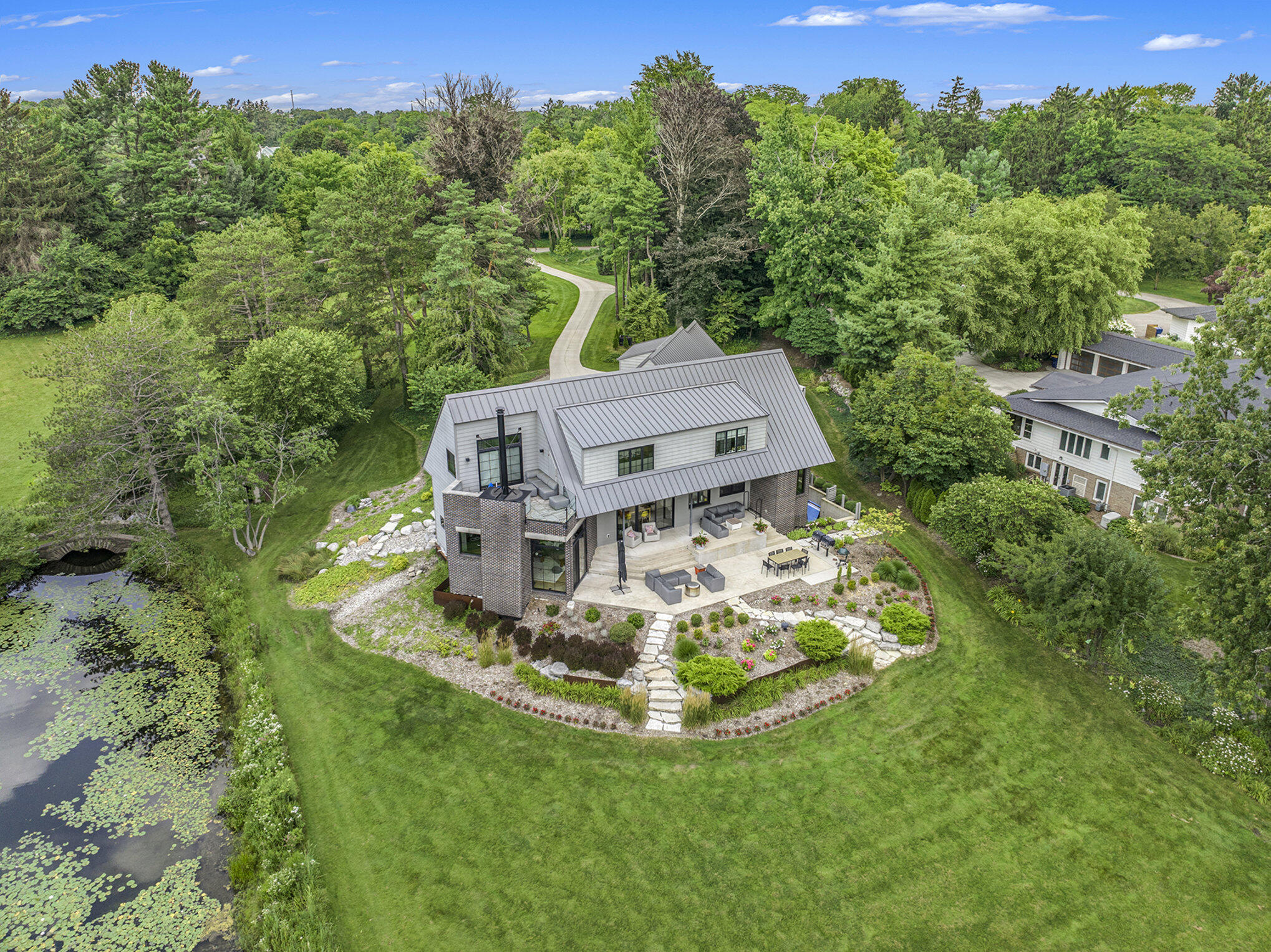 1950 Robinson Road SE East Grand Rapids MI 49506