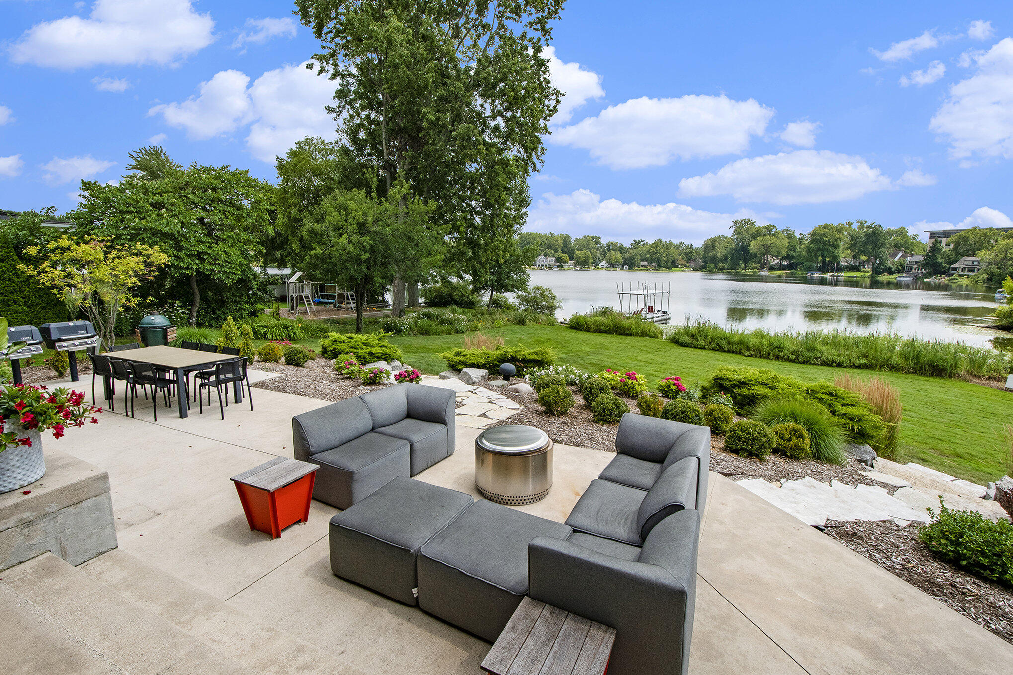 1950 Robinson Road SE East Grand Rapids MI 49506