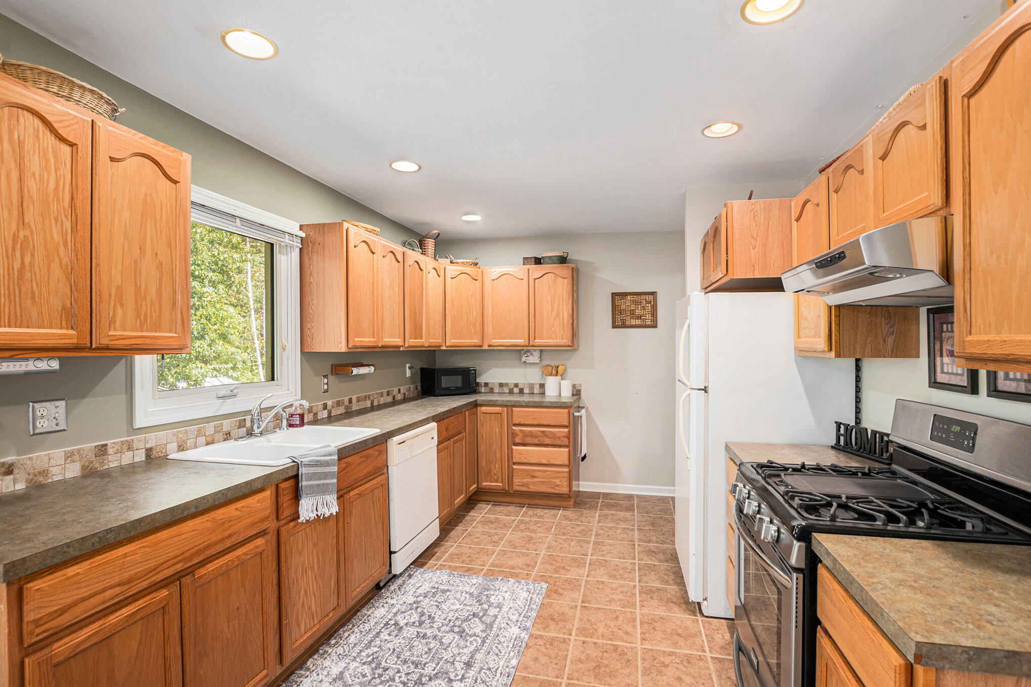 1603 Robbins Road Grand Haven MI 49417