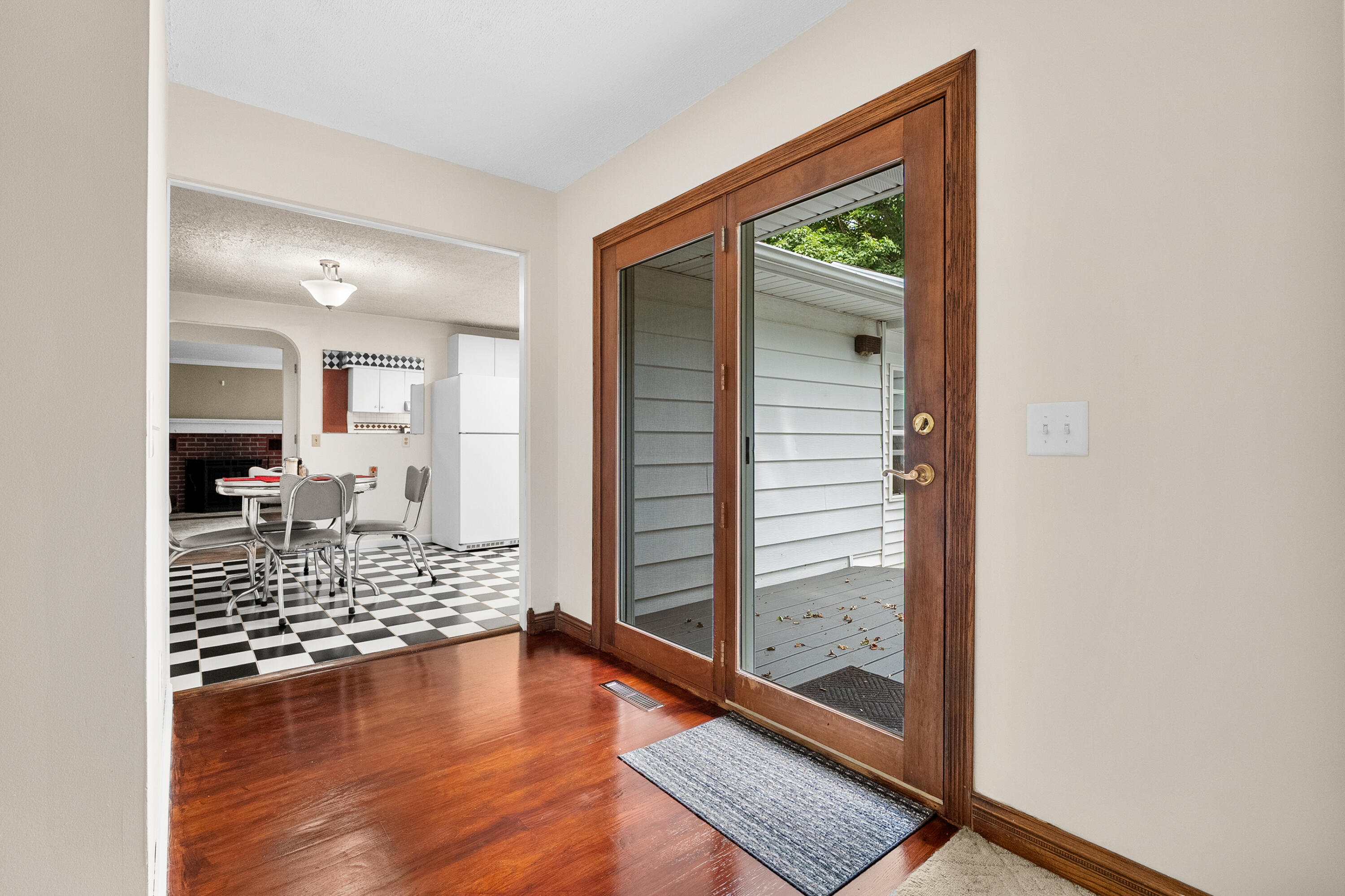 3908 Jennings Drive Kalamazoo MI 49048