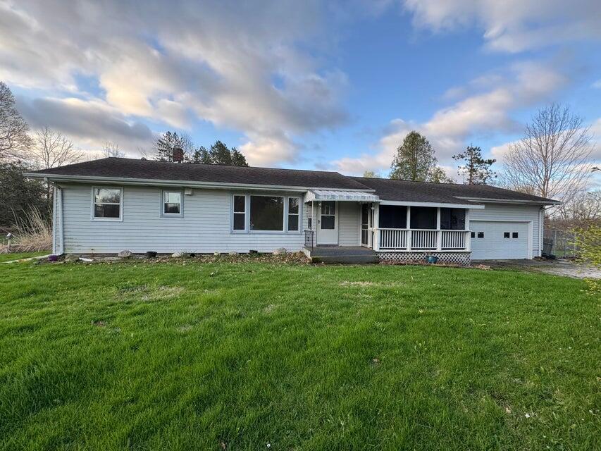 Three Oaks MI, 3334 W Glendora Road