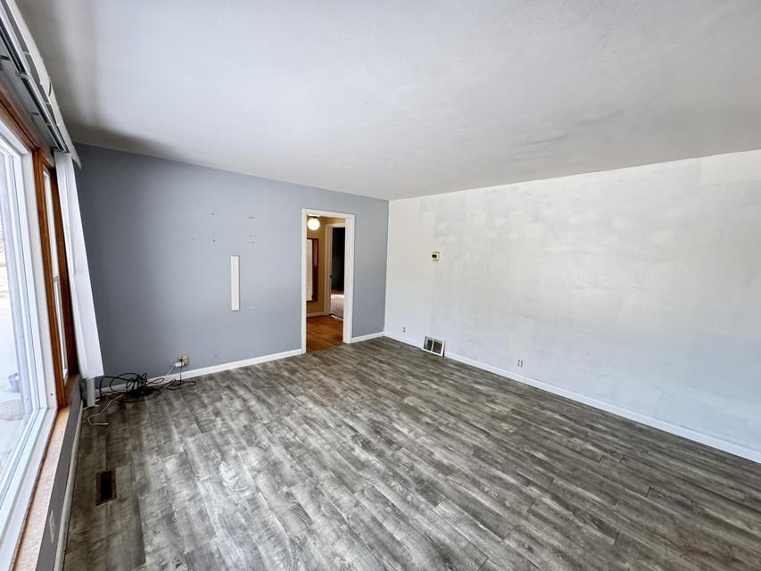 3334 W Glendora Road Three Oaks MI 49128