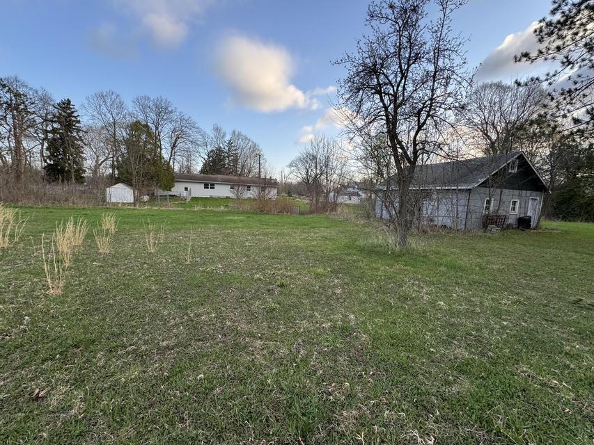 3334 W Glendora Road Three Oaks MI 49128