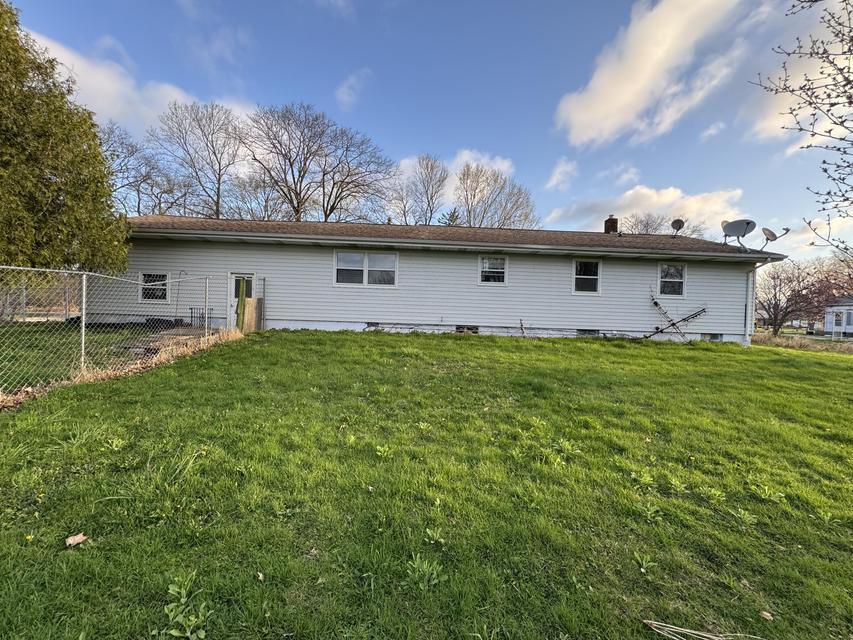 3334 W Glendora Road Three Oaks MI 49128