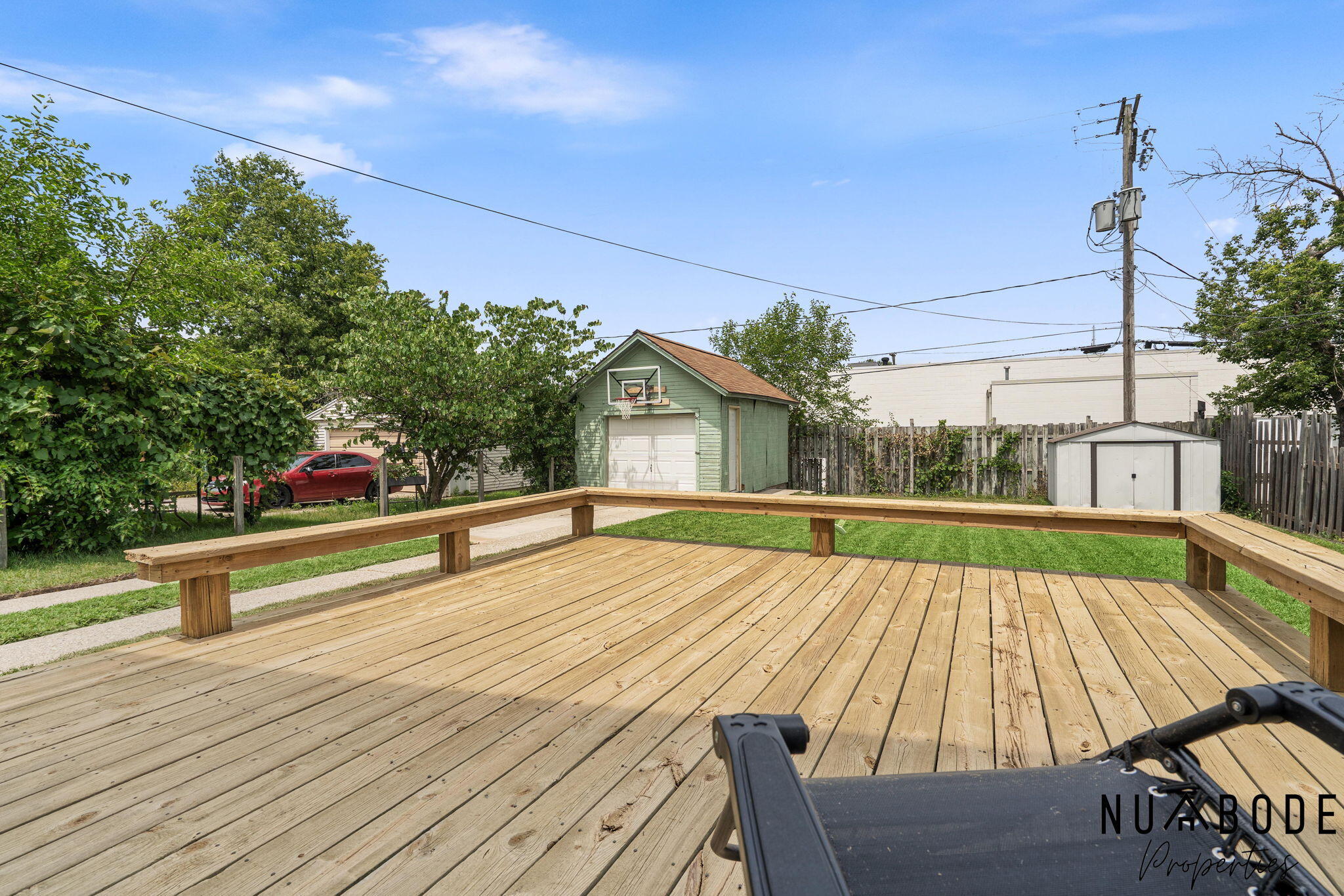 933 Crescent Street NE Grand Rapids MI 49503