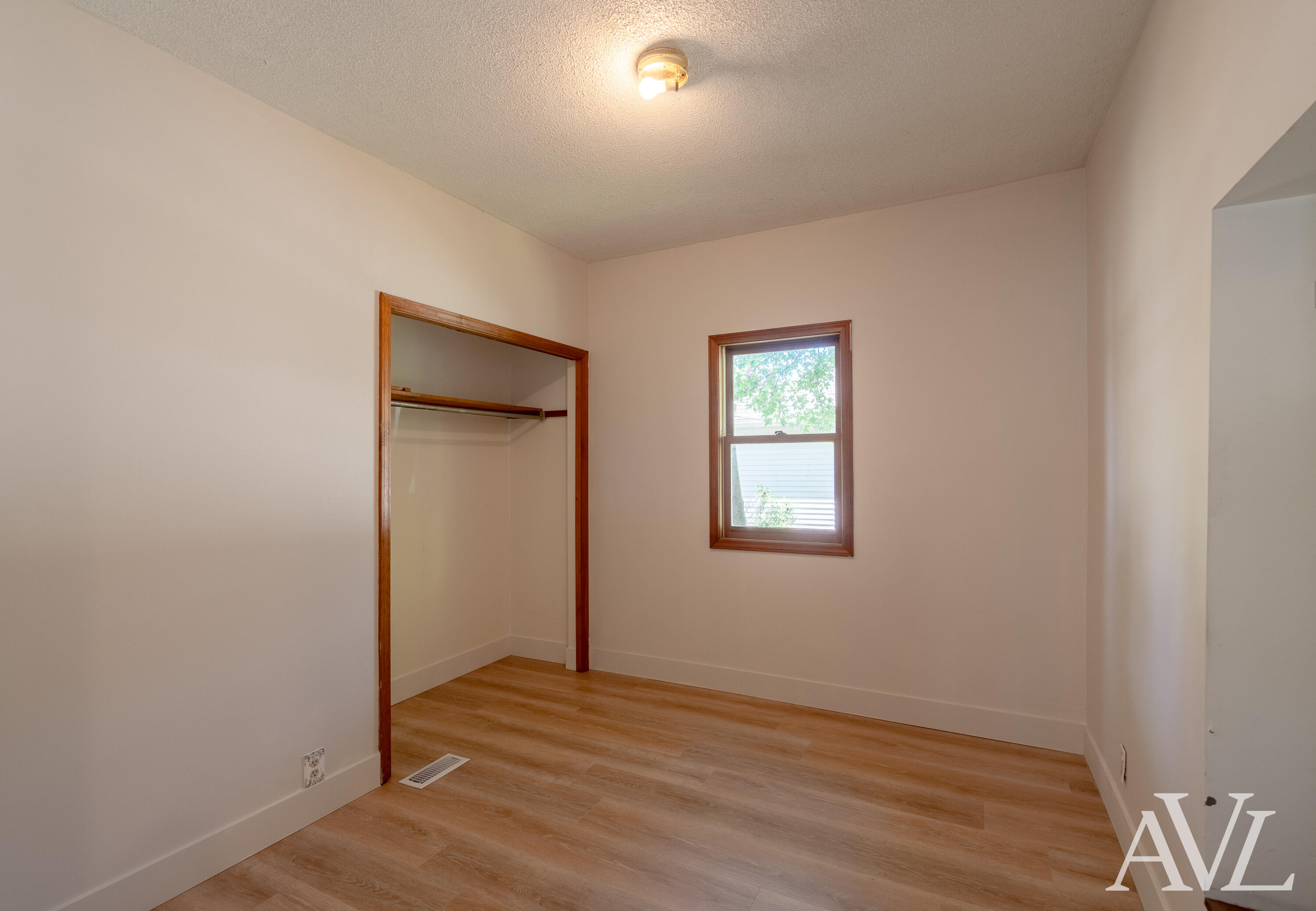 826 Lincoln Avenue NW Grand Rapids MI 49504