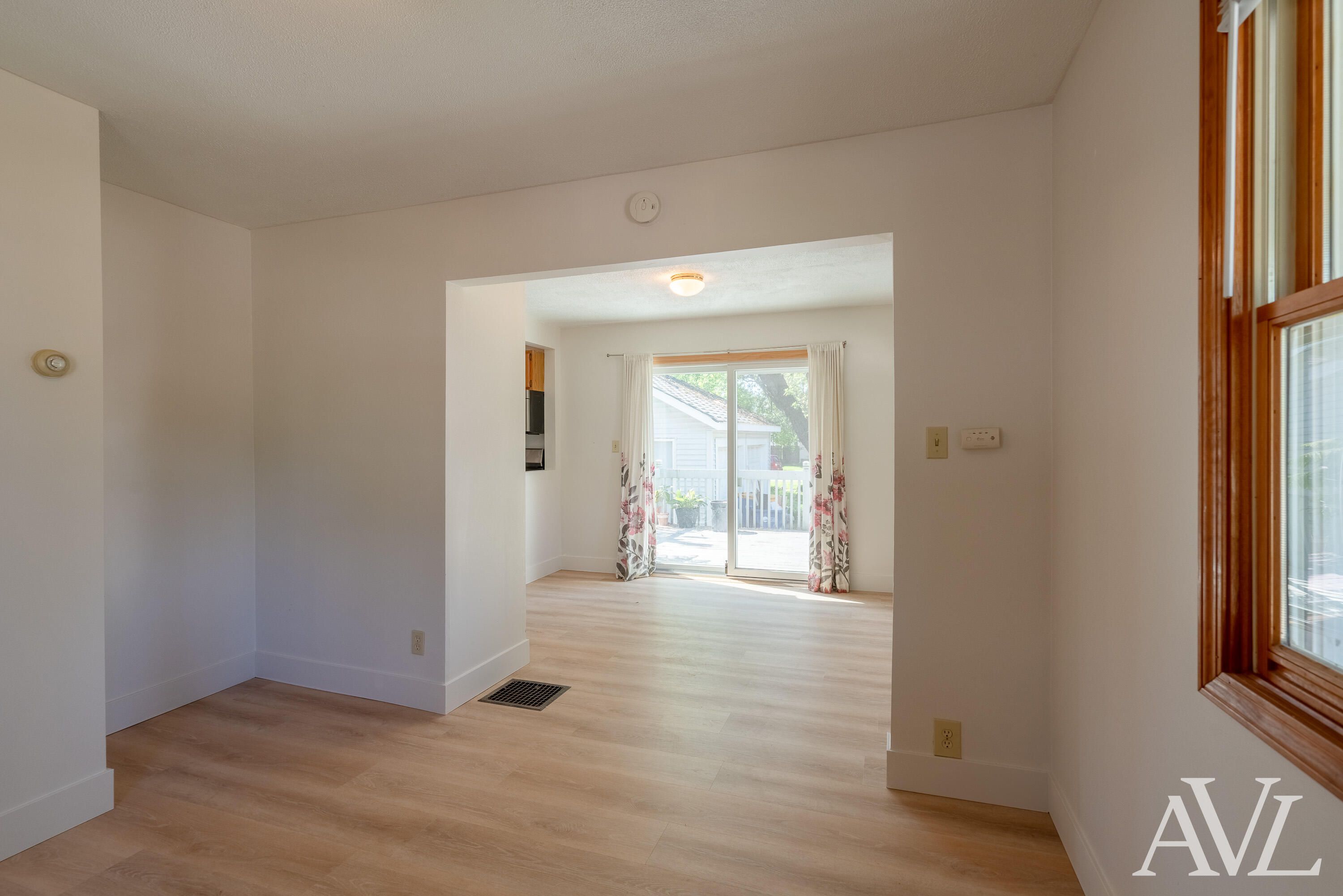 826 Lincoln Avenue NW Grand Rapids MI 49504
