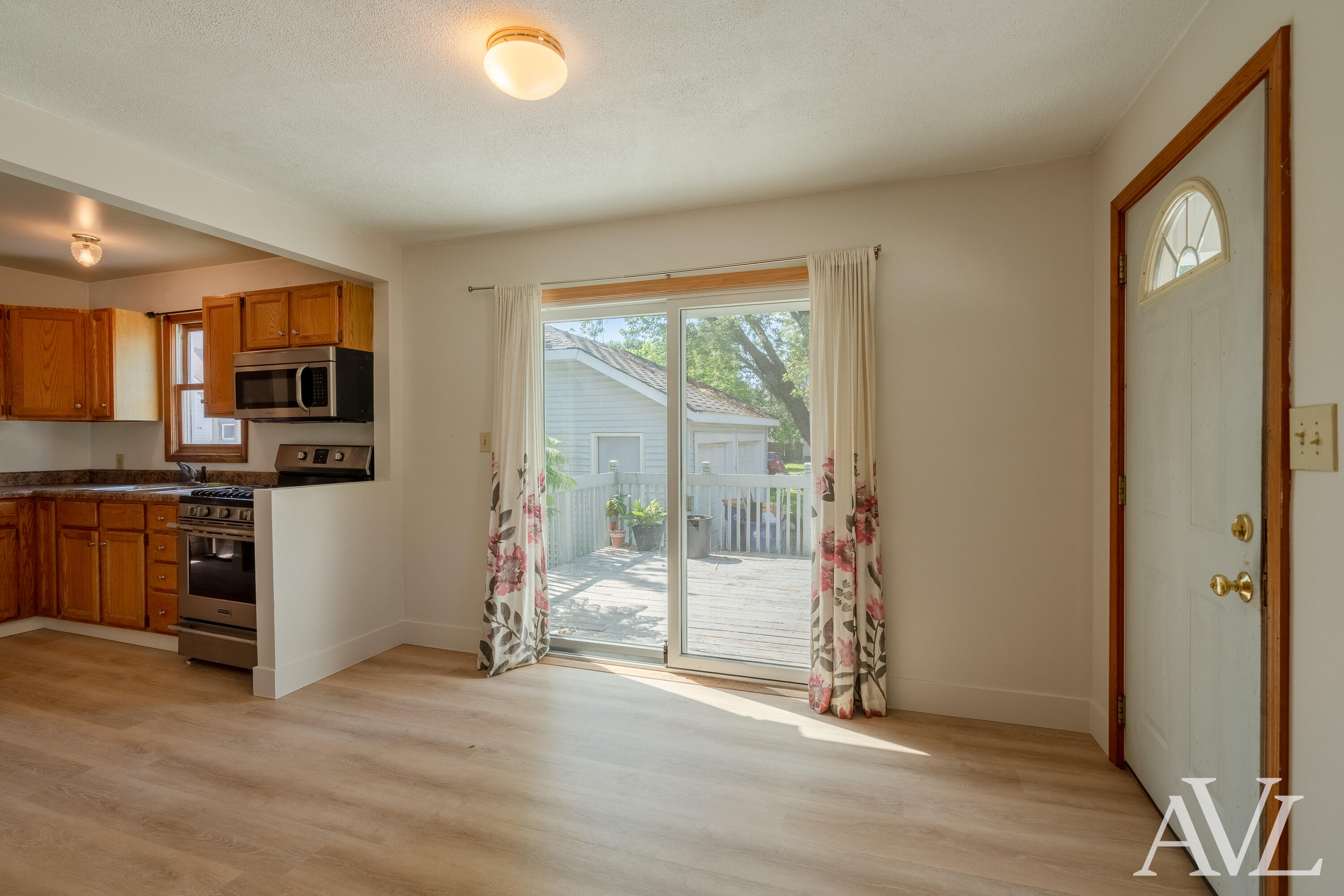 826 Lincoln Avenue NW Grand Rapids MI 49504