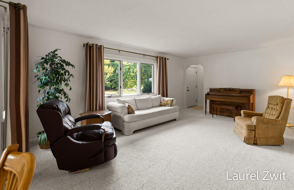 3761 Diversey Street Norton Shores MI 49441