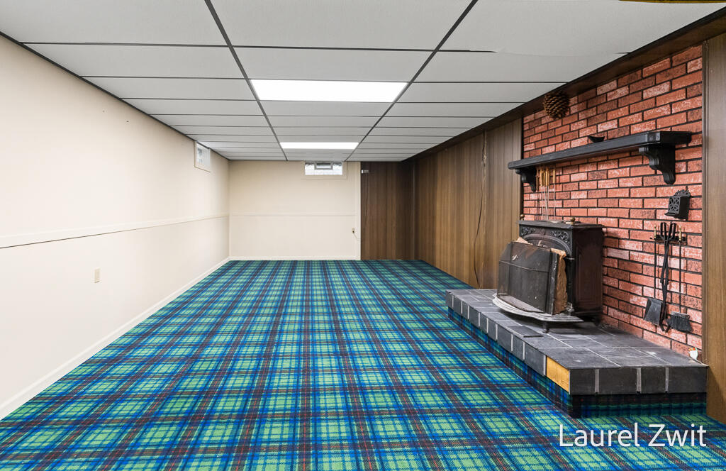 3761 Diversey Street Norton Shores MI 49441
