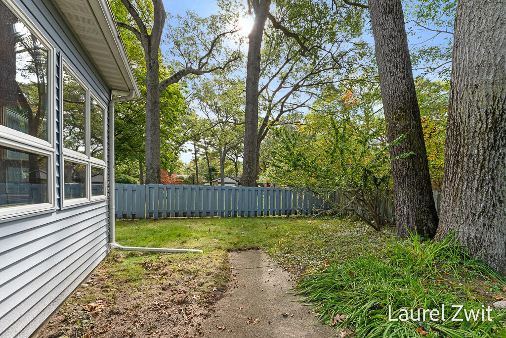 3761 Diversey Street Norton Shores MI 49441