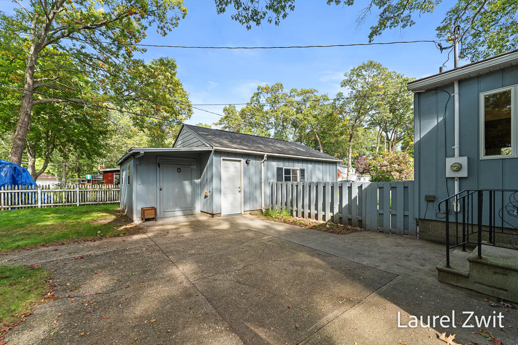 3761 Diversey Street Norton Shores MI 49441