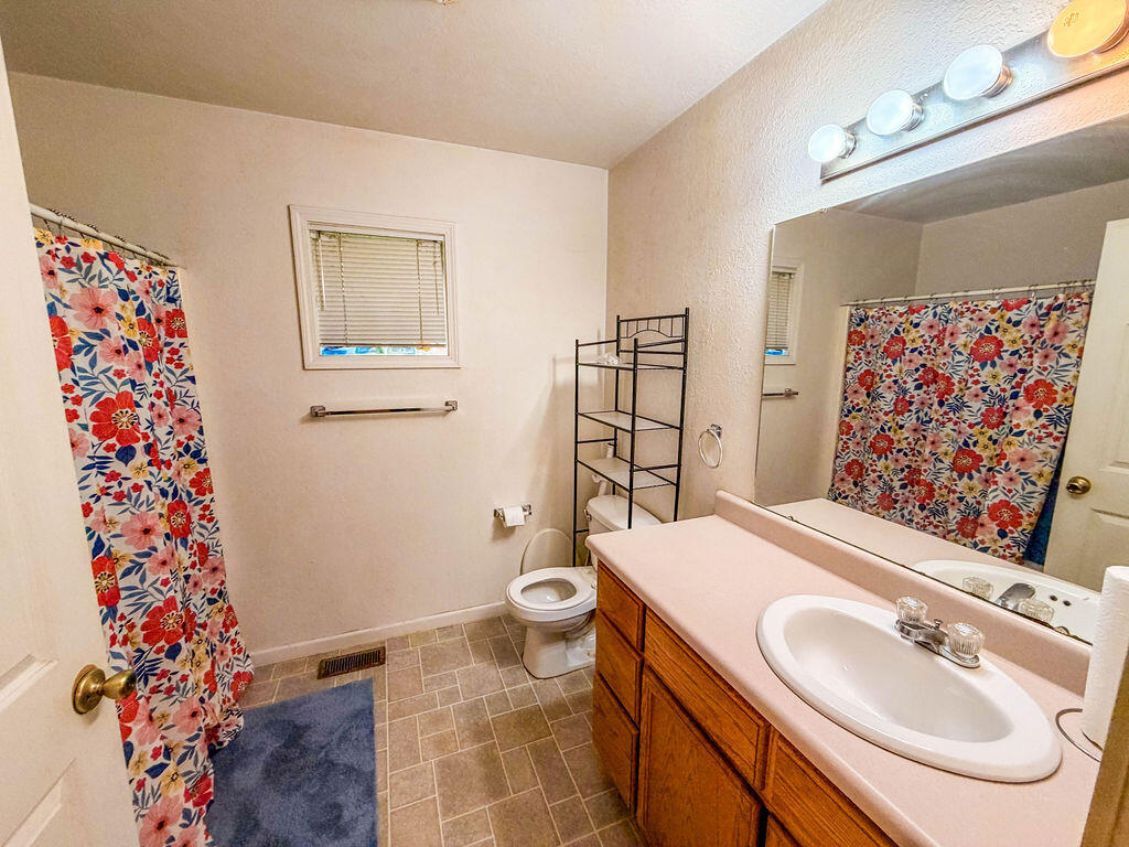 227 Cornelia Street Benton Harbor MI 49022