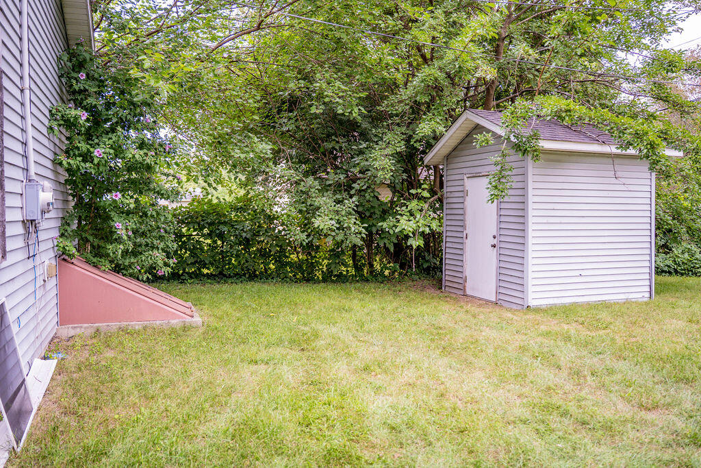 227 Cornelia Street Benton Harbor MI 49022