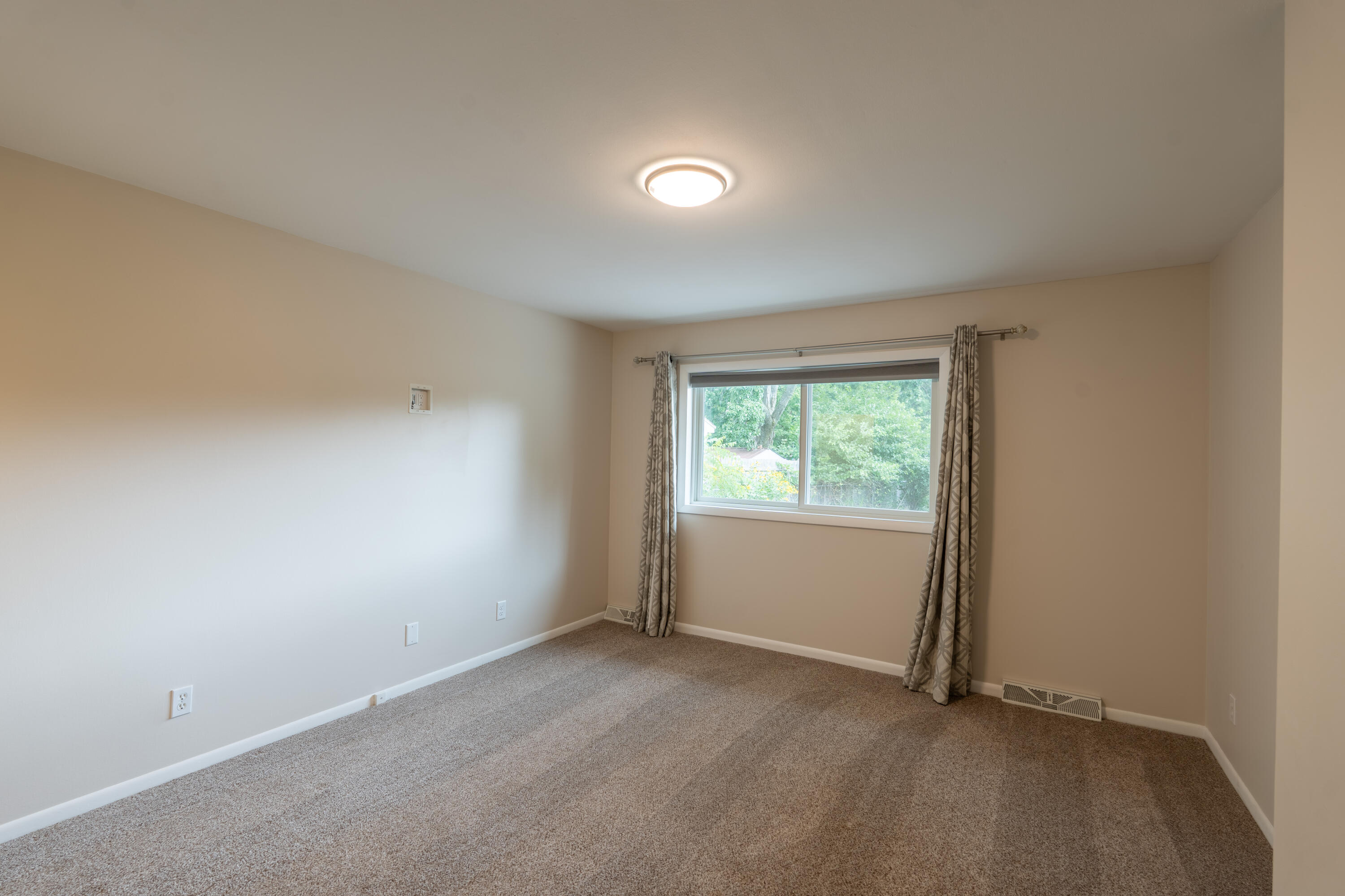 3324 Brooklyn Avenue SE Grand Rapids MI 49508
