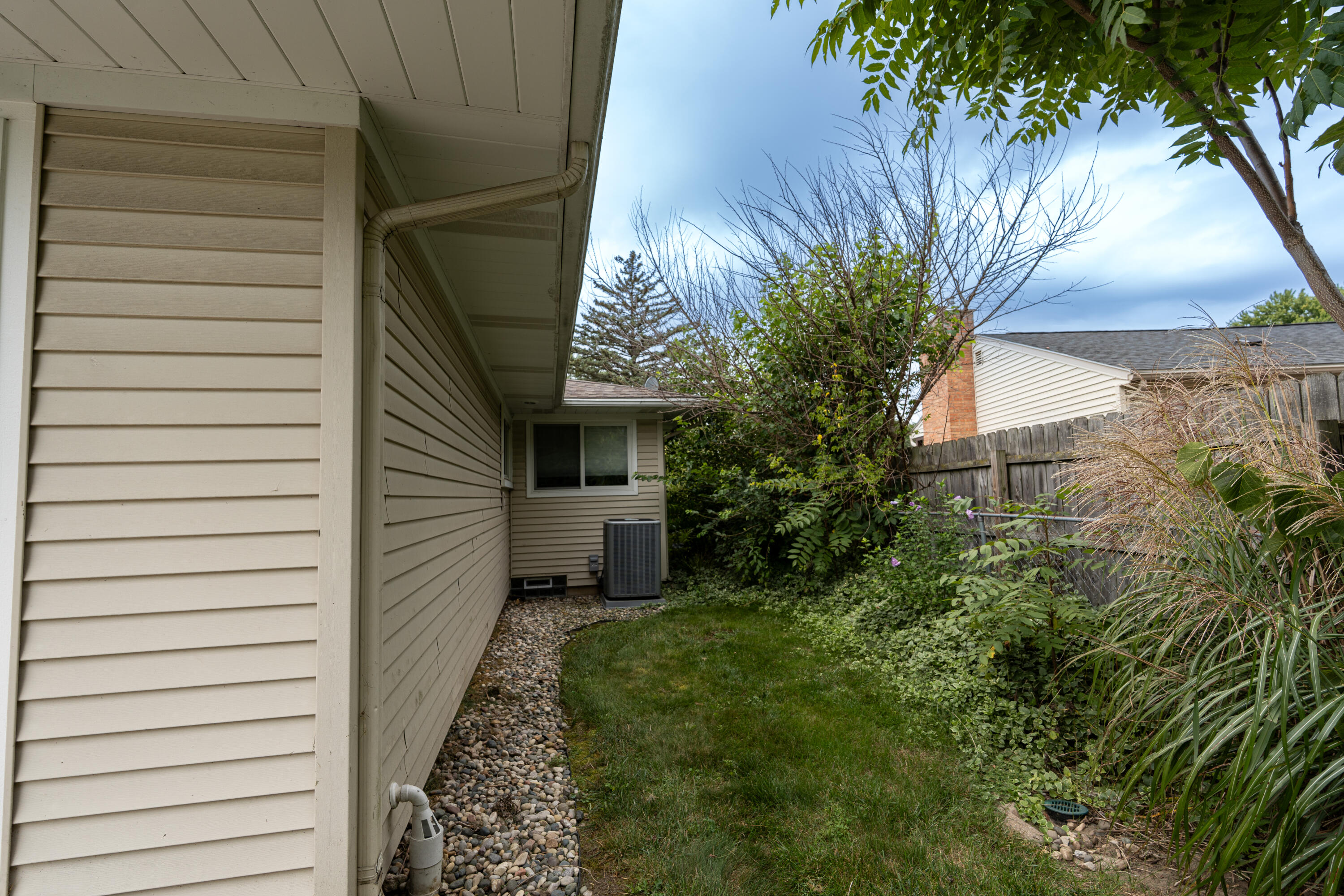 3324 Brooklyn Avenue SE Grand Rapids MI 49508