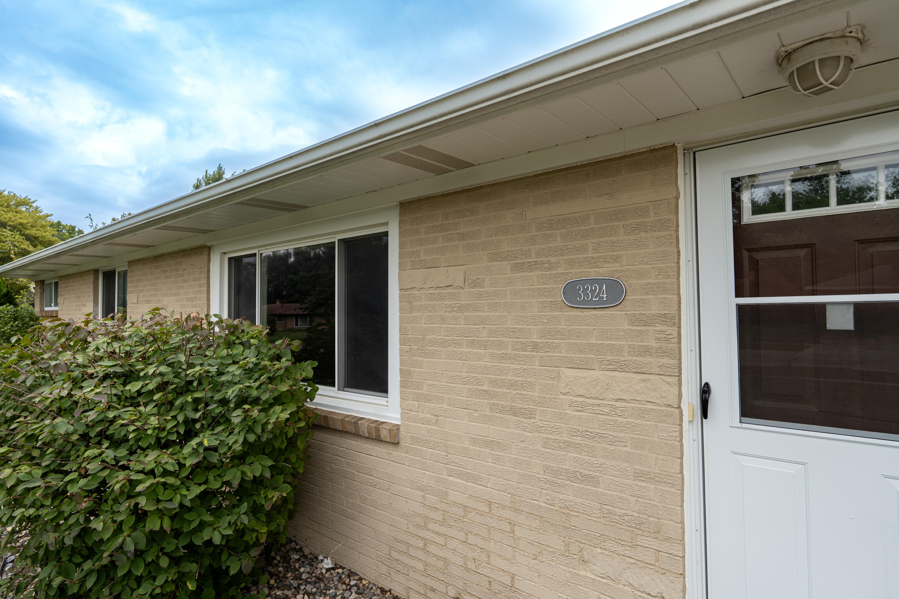 3324 Brooklyn Avenue SE Grand Rapids MI 49508