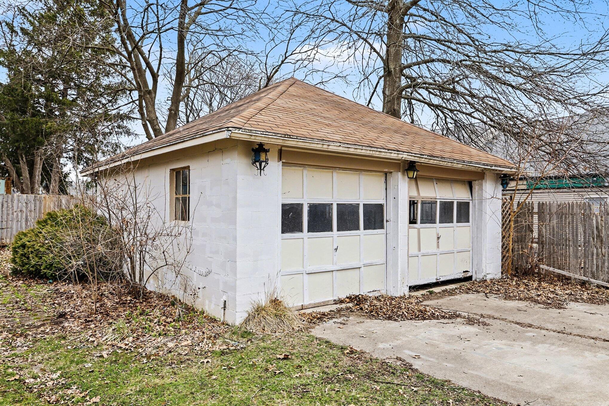 530 Liberty Street Kalamazoo MI 49008