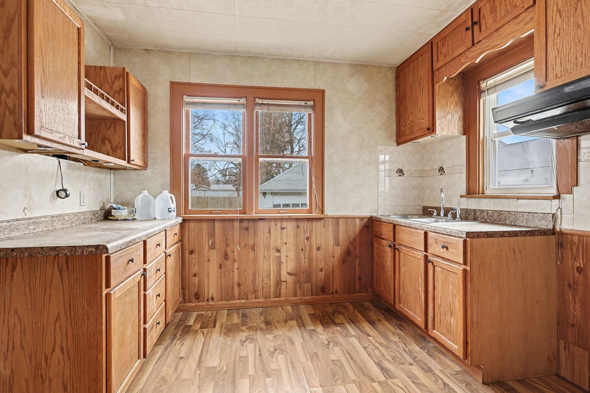 530 Liberty Street Kalamazoo MI 49008