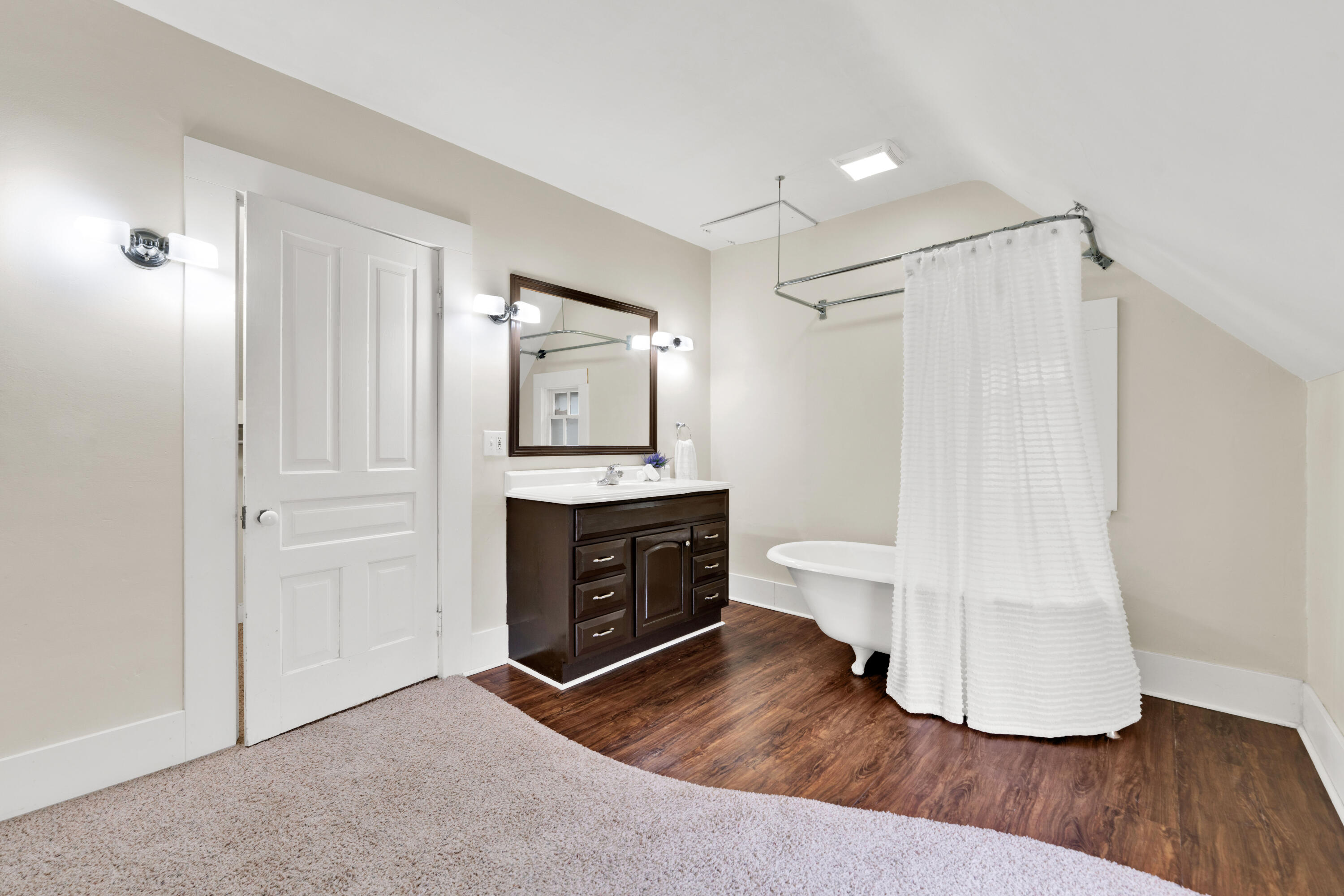 151 NE Union Avenue NE Grand Rapids MI 49503