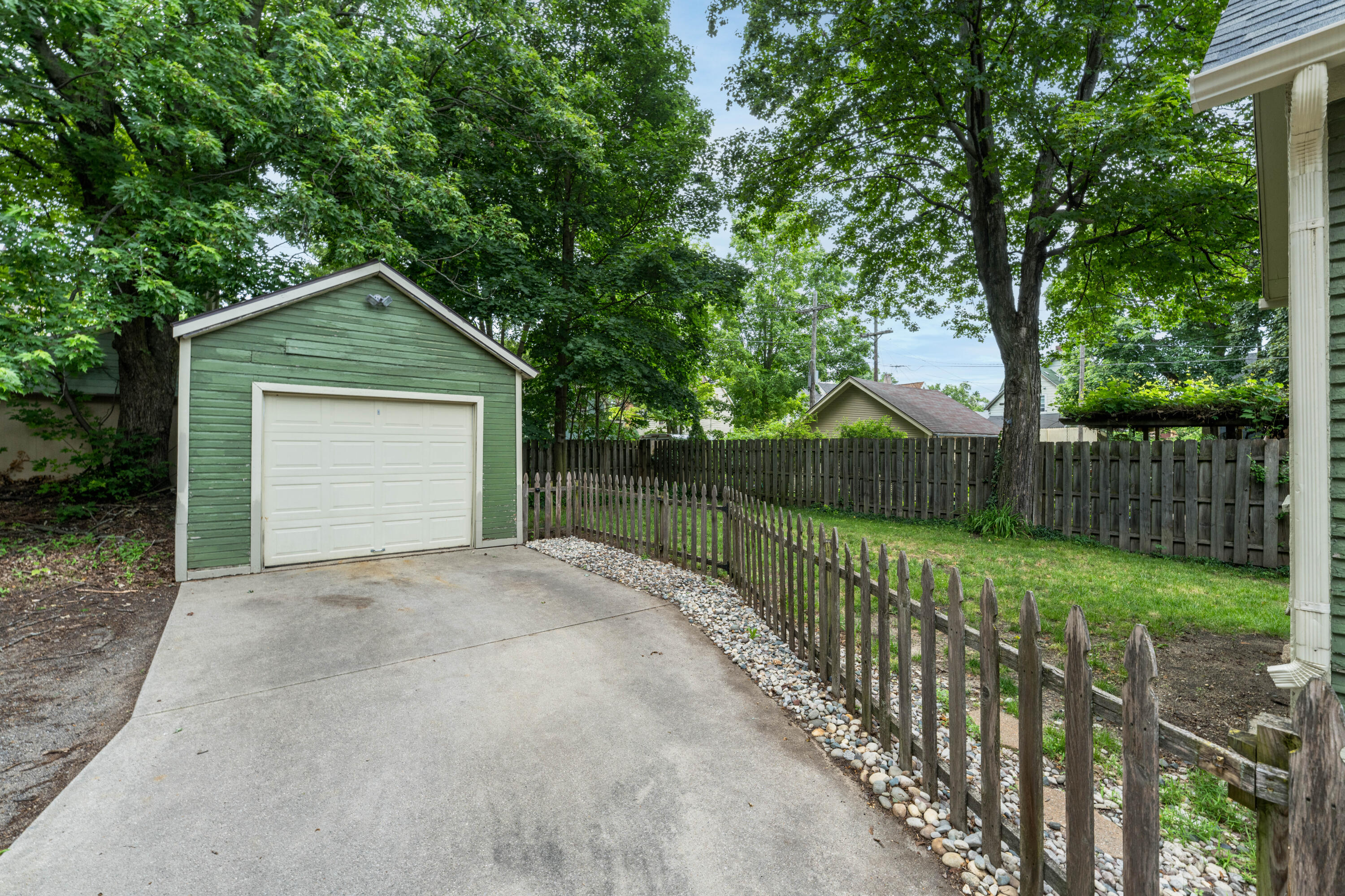 151 NE Union Avenue NE Grand Rapids MI 49503