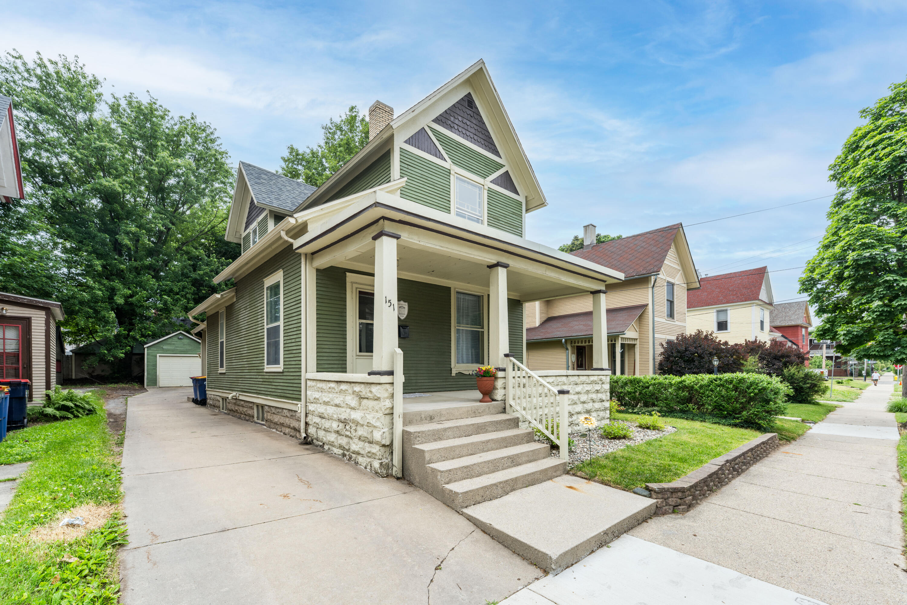 151 NE Union Avenue NE Grand Rapids MI 49503
