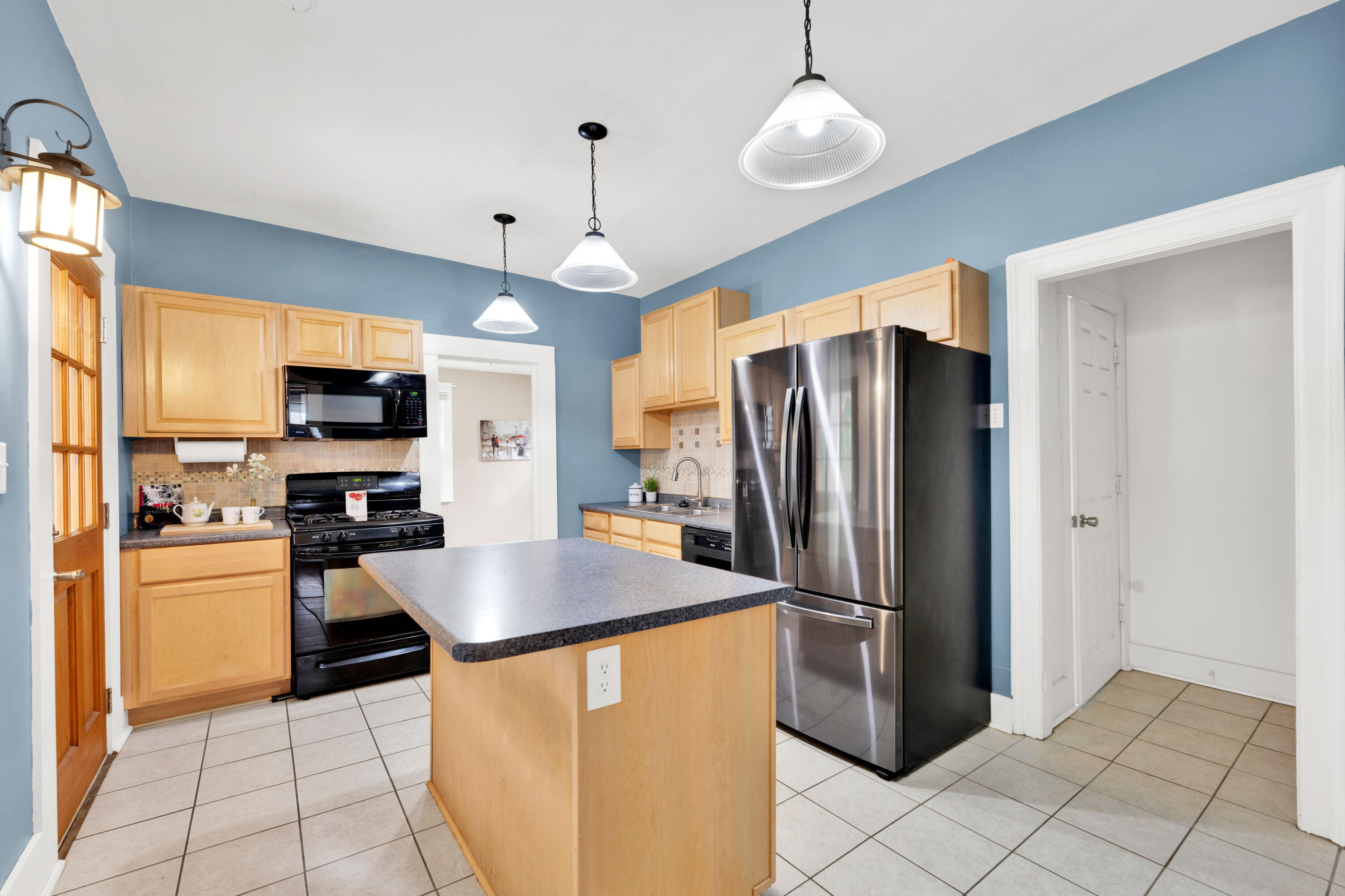 151 NE Union Avenue NE Grand Rapids MI 49503