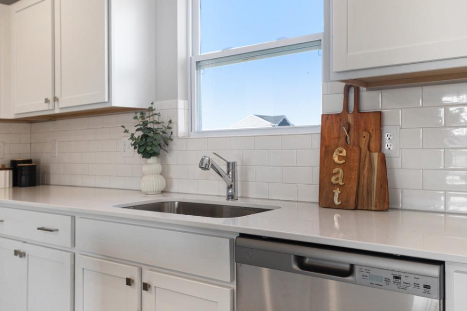 187 Peppermint Drive Holland MI 49423