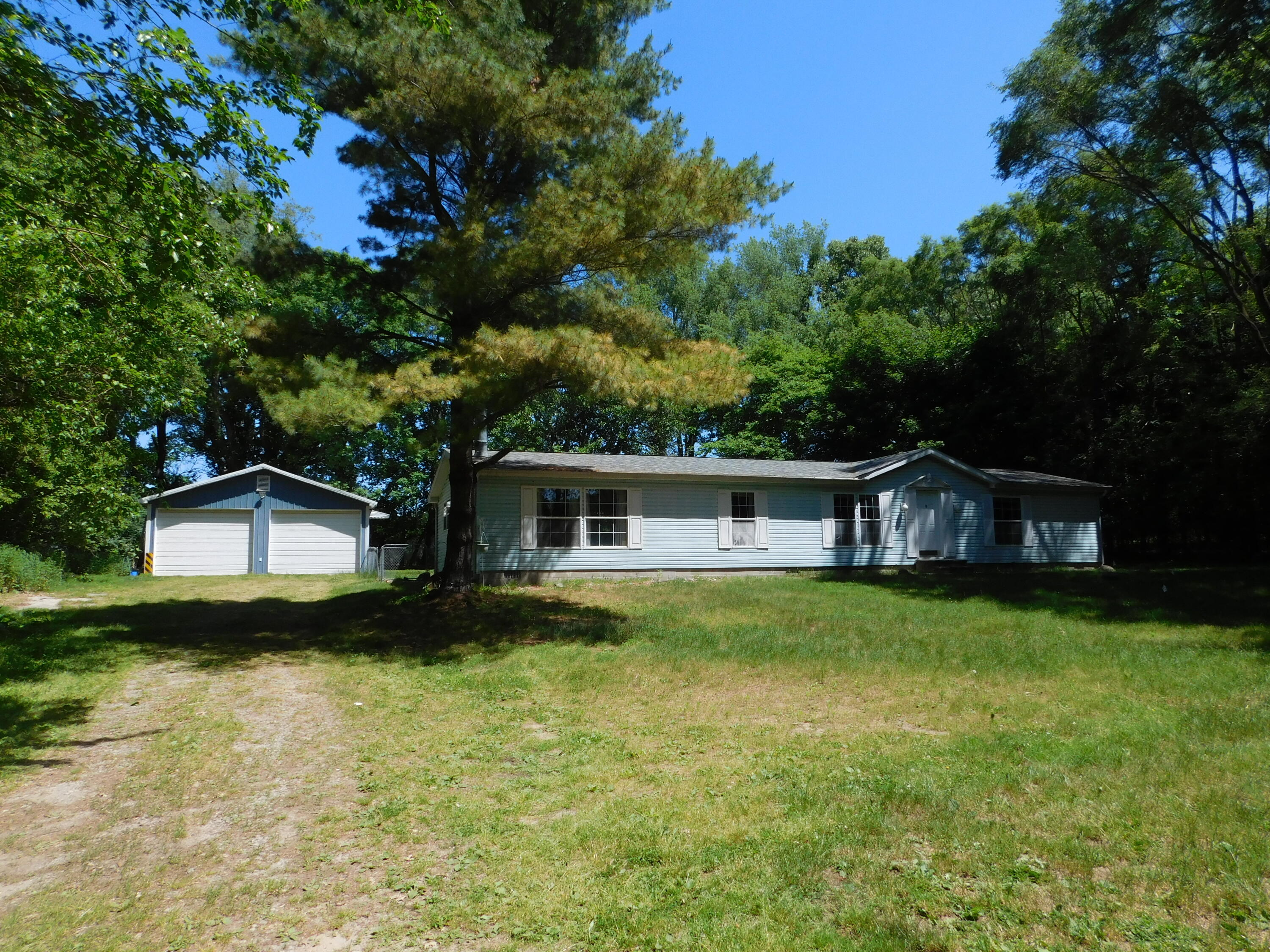 27134 Deerfield Lane Edwardsburg MI 49112
